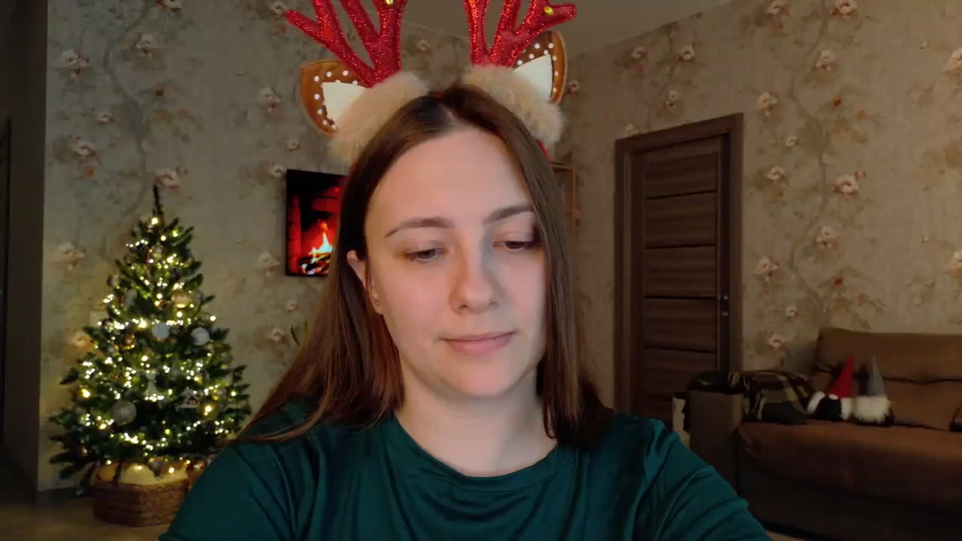 Gallery image thumbnail from QueenOfTease_'s myfreecams stream on, 12/10/2025, 06:00 image 1 of 20