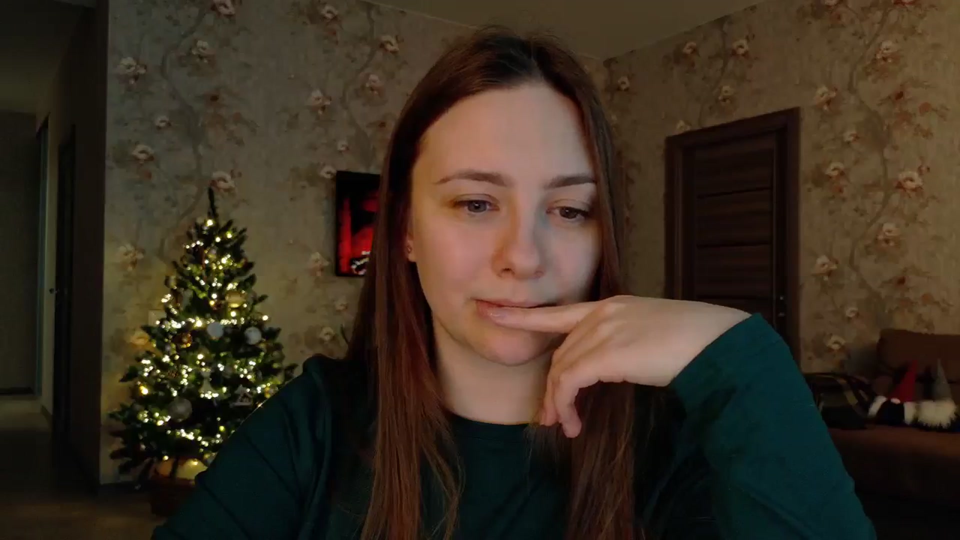 Gallery image thumbnail from QueenOfTease_'s myfreecams stream on, 12/10/2025, 06:33 image 15 of 20