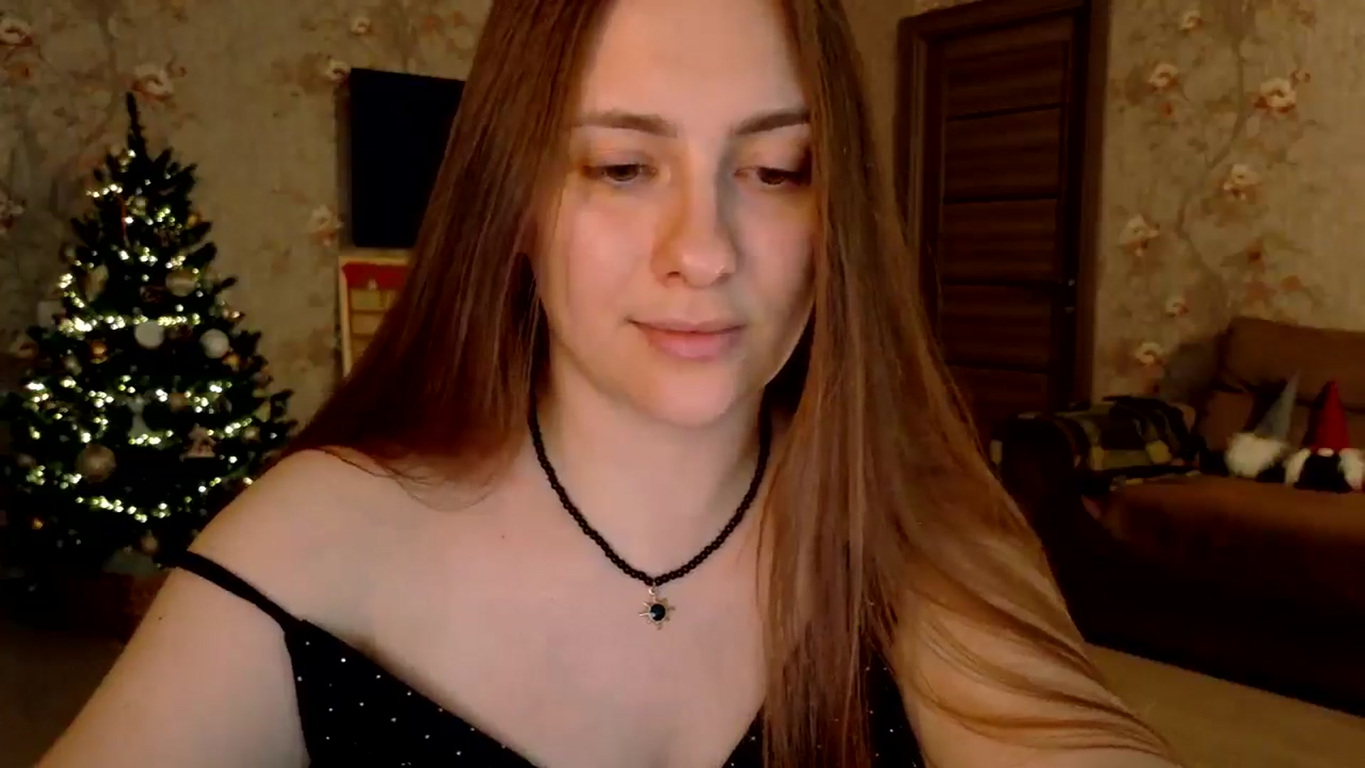 Gallery image thumbnail from QueenOfTease_'s myfreecams stream on, 12/13/2025, 08:03 image 15 of 20