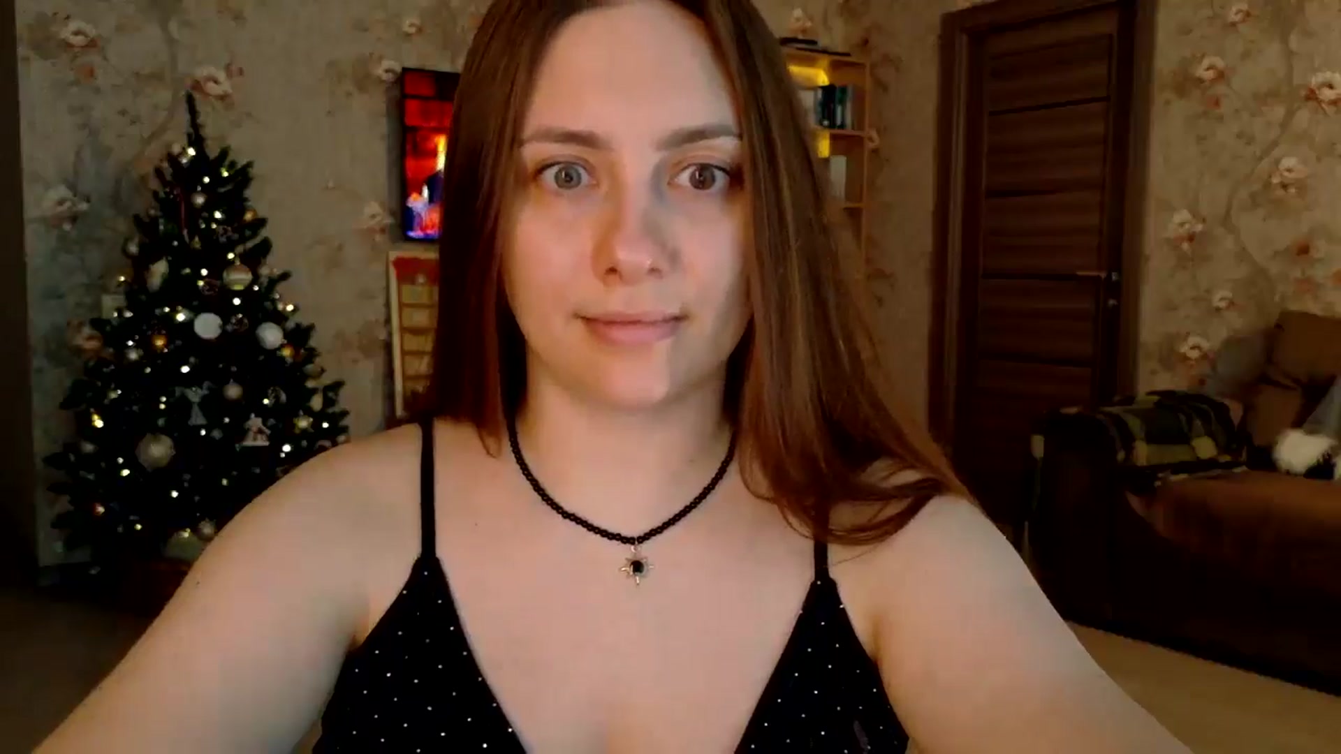 Gallery image thumbnail from QueenOfTease_'s myfreecams stream on, 12/13/2025, 08:03 image 5 of 20
