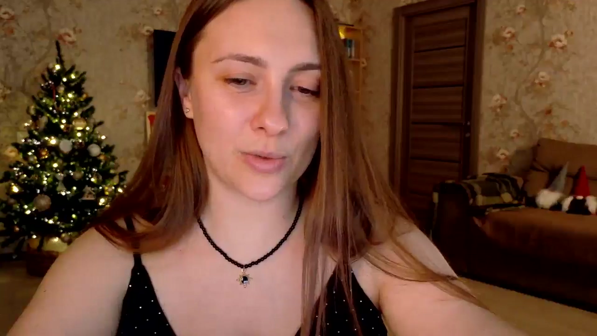 Gallery image thumbnail from QueenOfTease_'s myfreecams stream on, 12/13/2025, 08:03 image 16 of 20