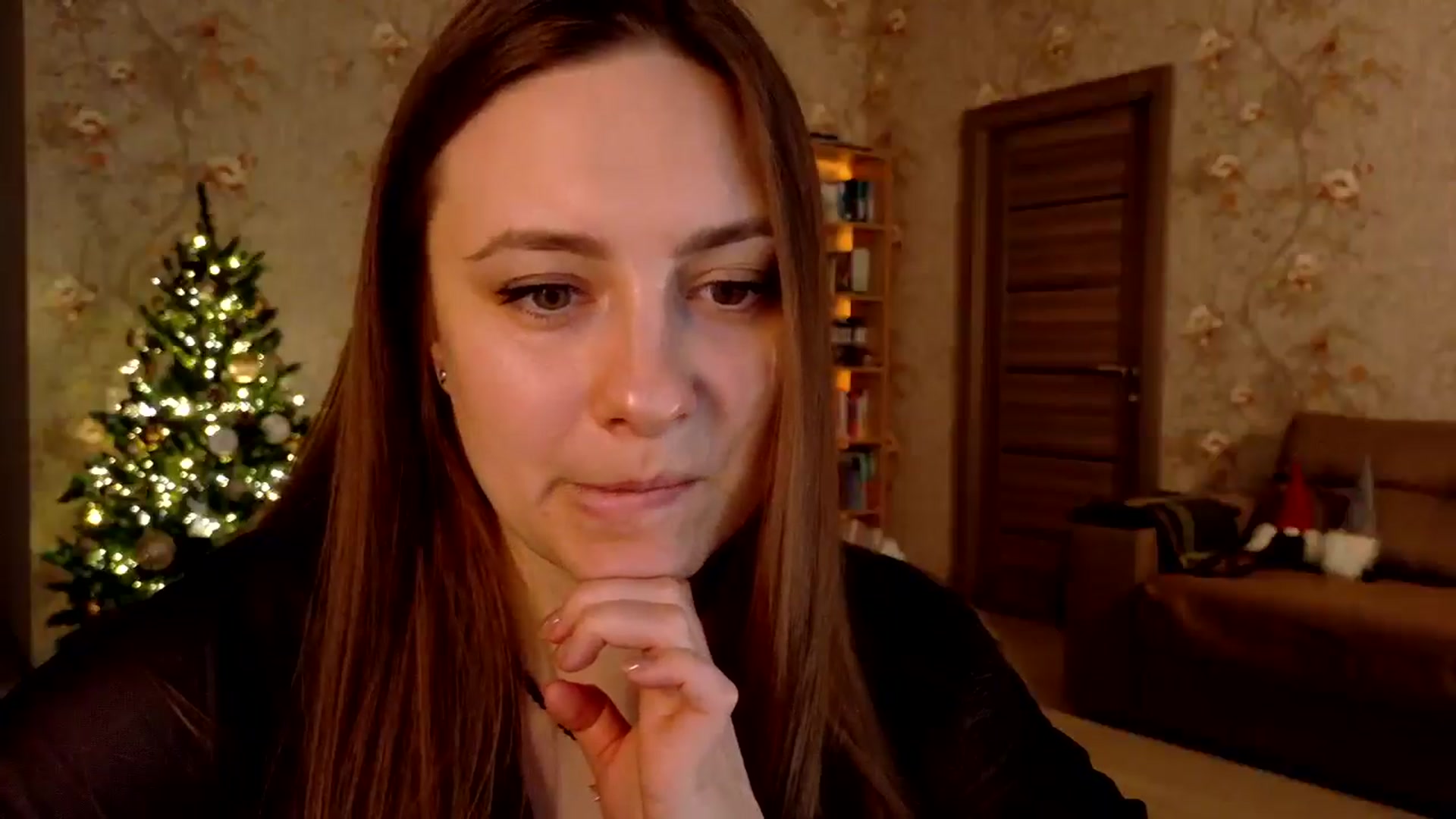Gallery image thumbnail from QueenOfTease_'s myfreecams stream on, 12/15/2025, 08:05 image 9 of 20