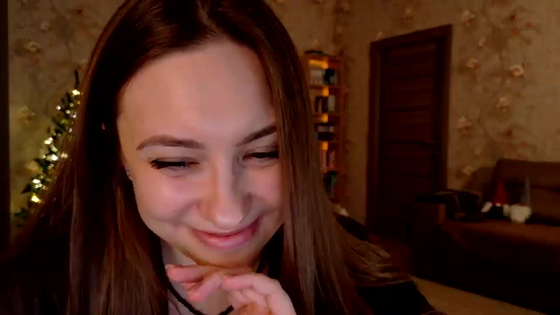 Gallery image thumbnail from QueenOfTease_'s myfreecams stream on, 12/15/2025, 08:05 image 8 of 20