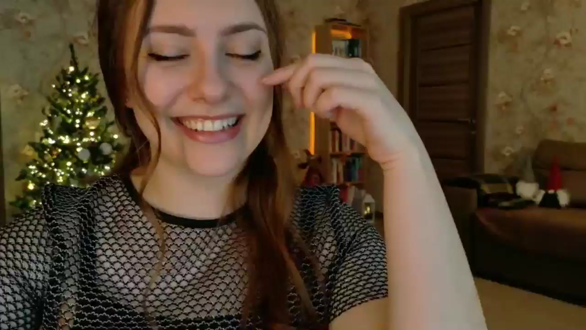 Gallery image thumbnail from QueenOfTease_'s myfreecams stream on, 12/16/2025, 06:50 image 1 of 20