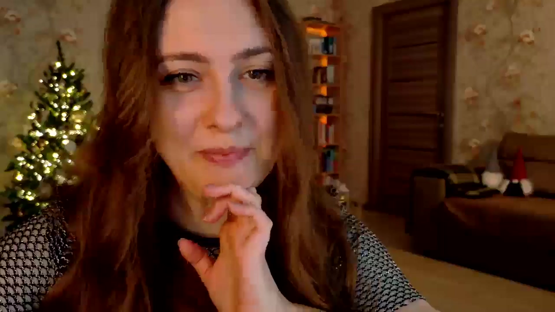 Gallery image thumbnail from QueenOfTease_'s myfreecams stream on, 12/16/2025, 06:50 image 16 of 20