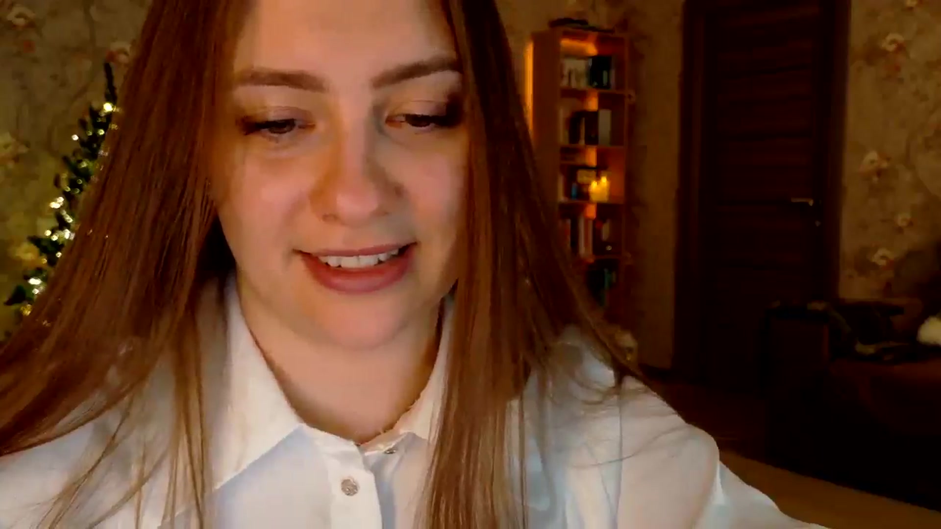 Gallery image thumbnail from QueenOfTease_'s myfreecams stream on, 12/19/2025, 06:38 image 7 of 20