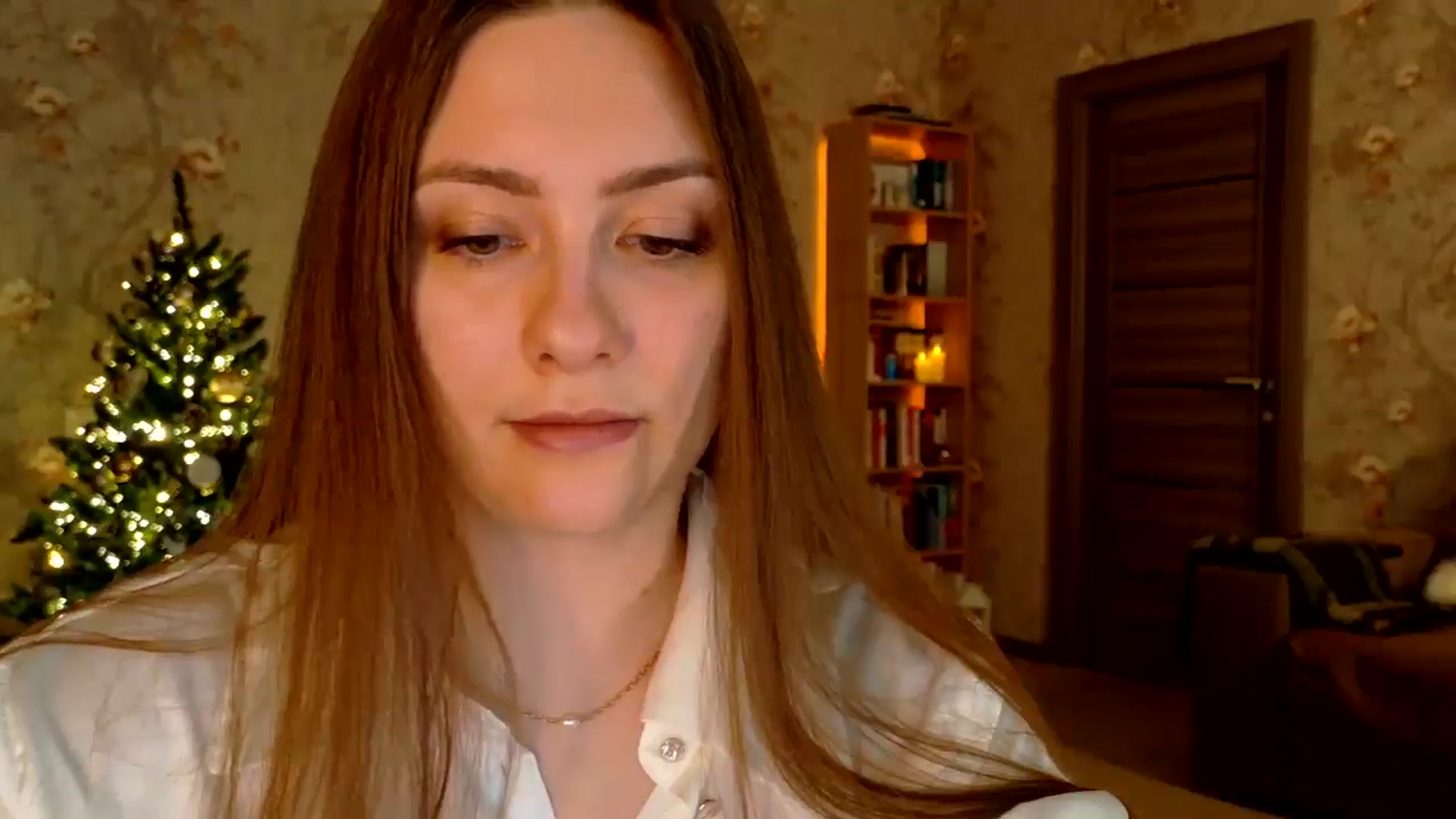 Gallery image thumbnail from QueenOfTease_'s myfreecams stream on, 12/19/2025, 06:38 image 14 of 20