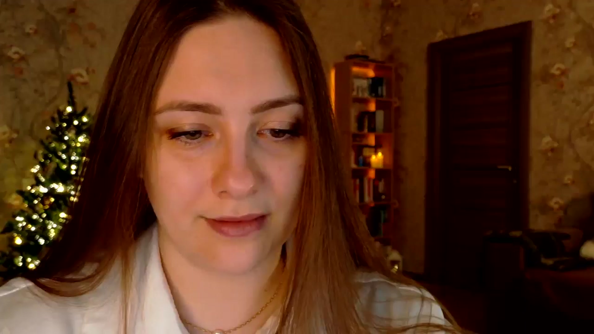 Gallery image thumbnail from QueenOfTease_'s myfreecams stream on, 12/19/2025, 06:38 image 3 of 20