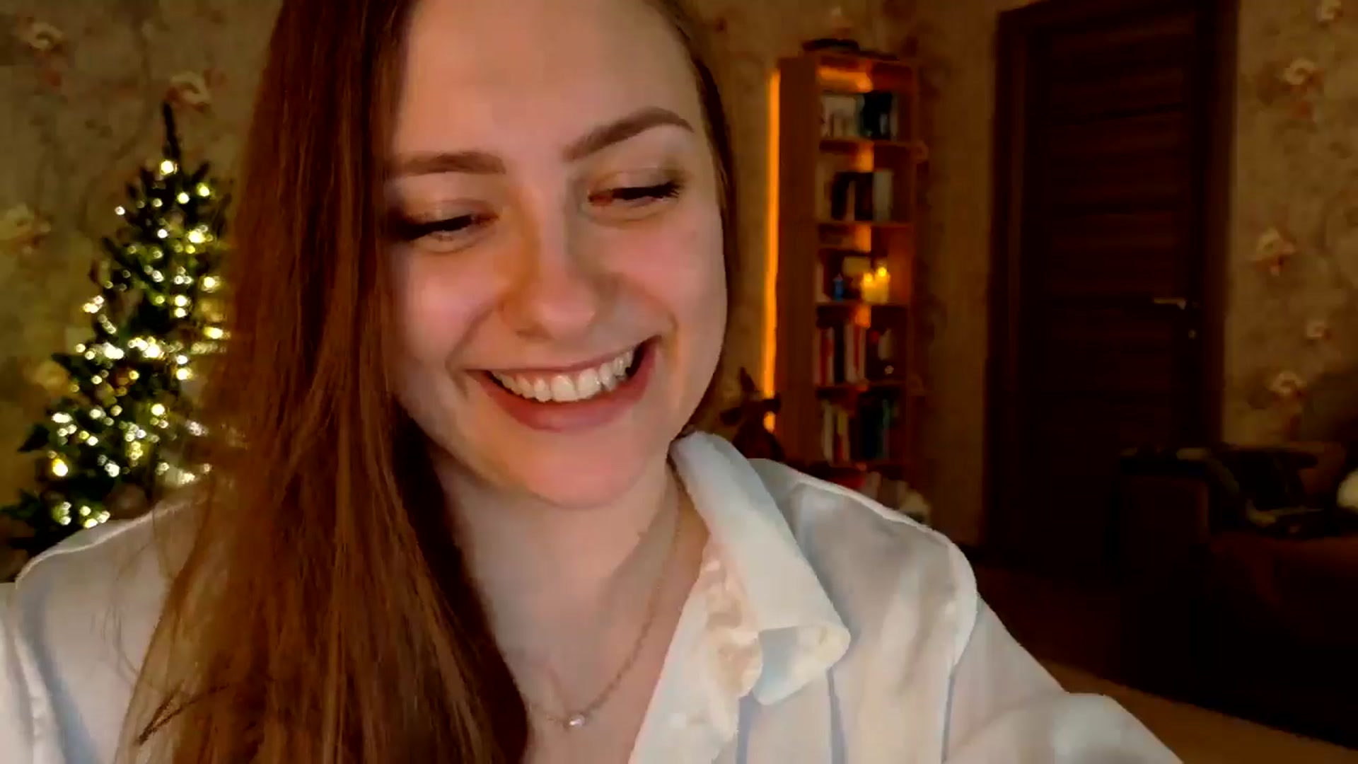 Gallery image thumbnail from QueenOfTease_'s myfreecams stream on, 12/19/2025, 06:38 image 19 of 20