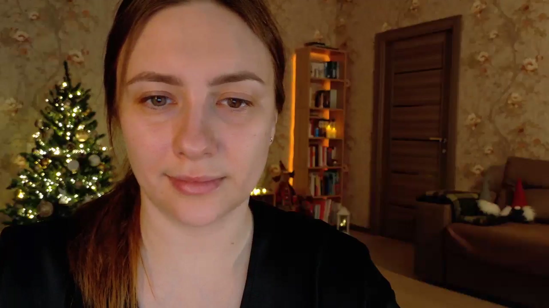 Gallery image thumbnail from QueenOfTease_'s myfreecams stream on, 12/20/2025, 05:50 image 5 of 20