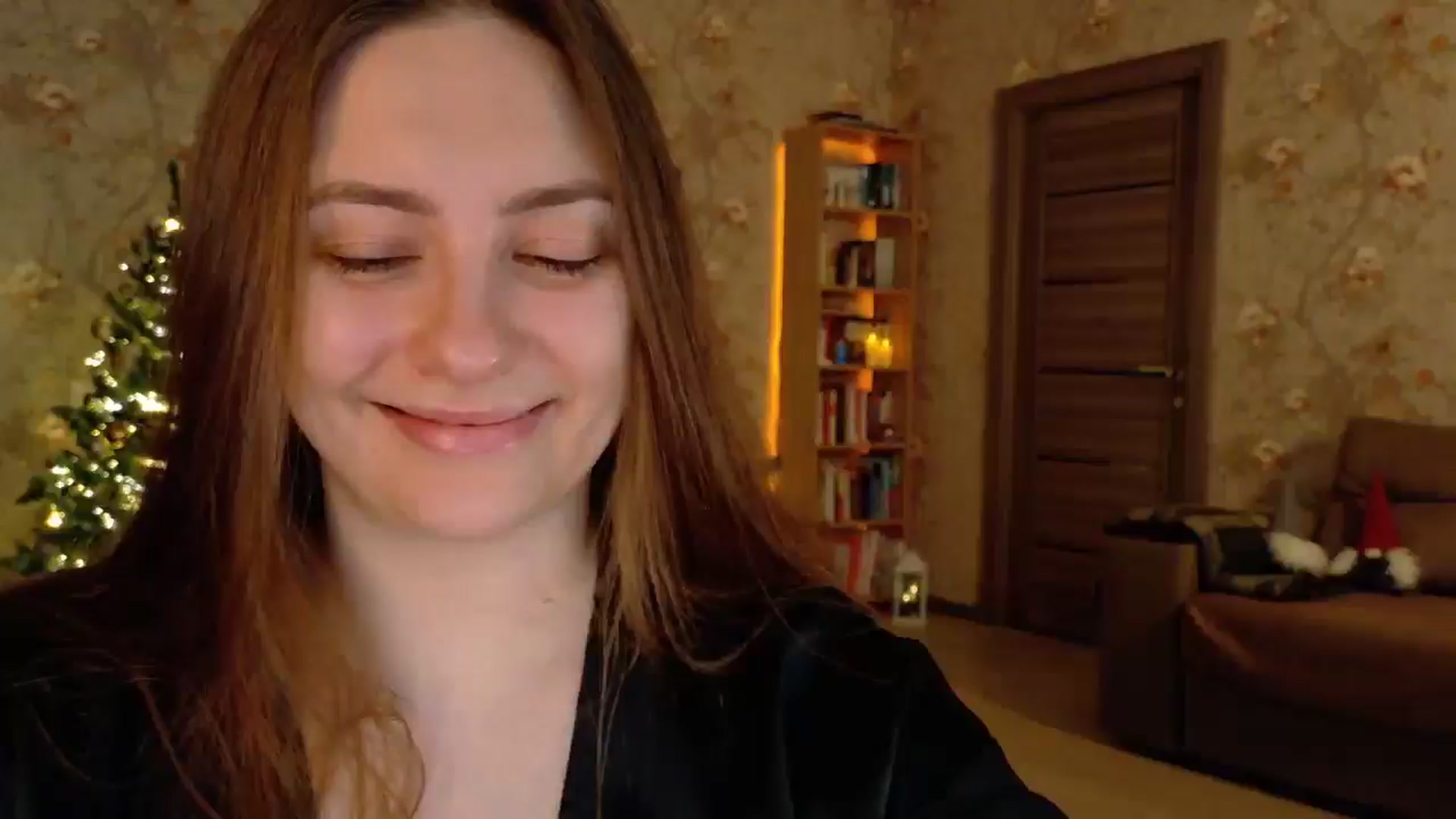 Gallery image thumbnail from QueenOfTease_'s myfreecams stream on, 12/20/2025, 05:50 image 15 of 20