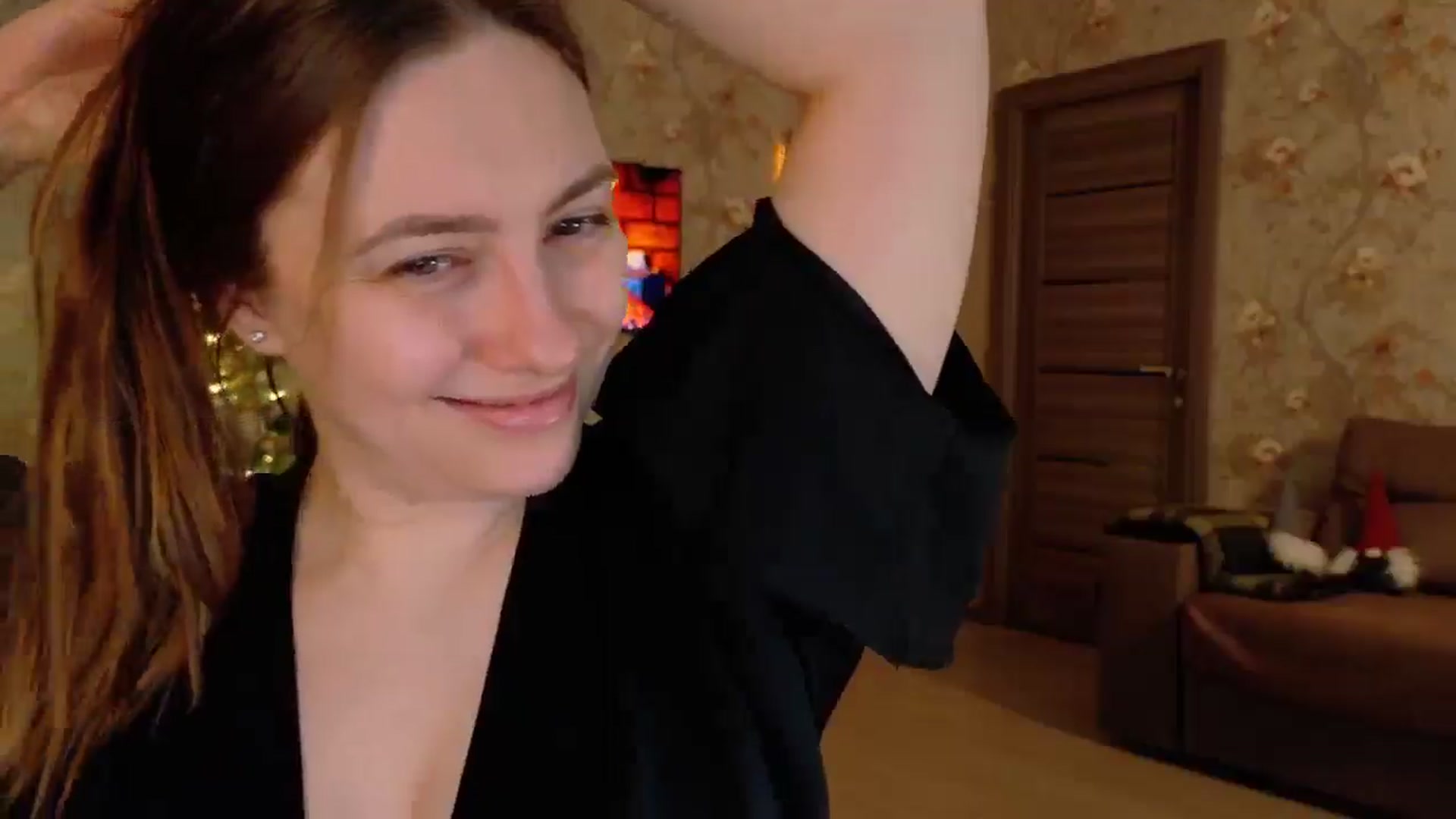Gallery image thumbnail from QueenOfTease_'s myfreecams stream on, 12/20/2025, 05:50 image 10 of 20