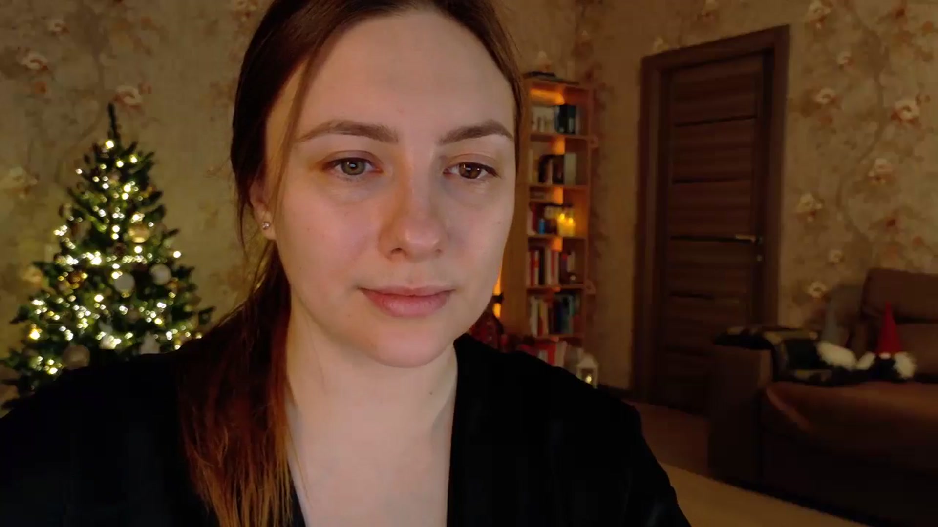 Gallery image thumbnail from QueenOfTease_'s myfreecams stream on, 12/20/2025, 05:50 image 2 of 20