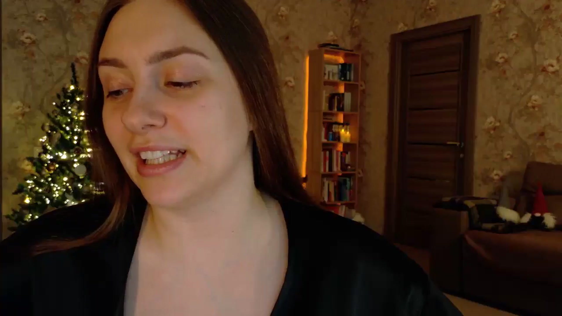 Gallery image thumbnail from QueenOfTease_'s myfreecams stream on, 12/20/2025, 06:53 image 3 of 20