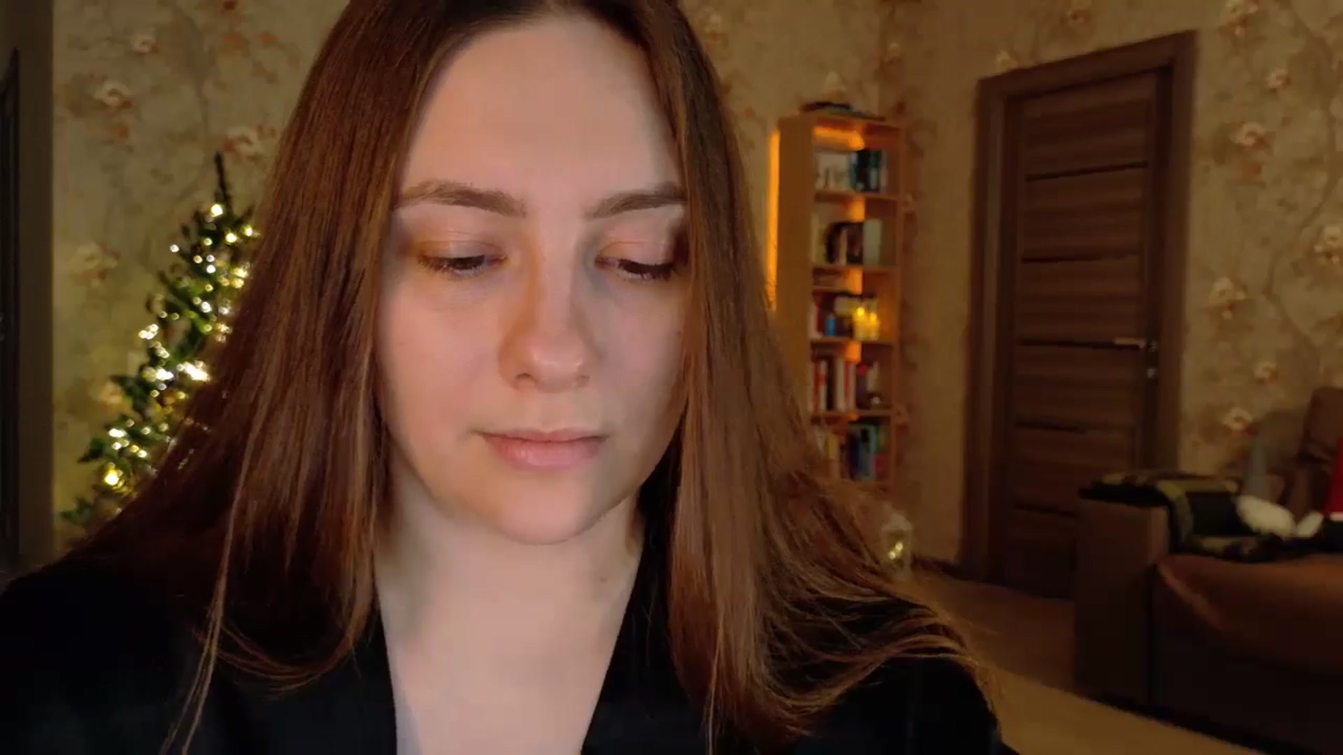 Gallery image thumbnail from QueenOfTease_'s myfreecams stream on, 12/20/2025, 06:53 image 2 of 20
