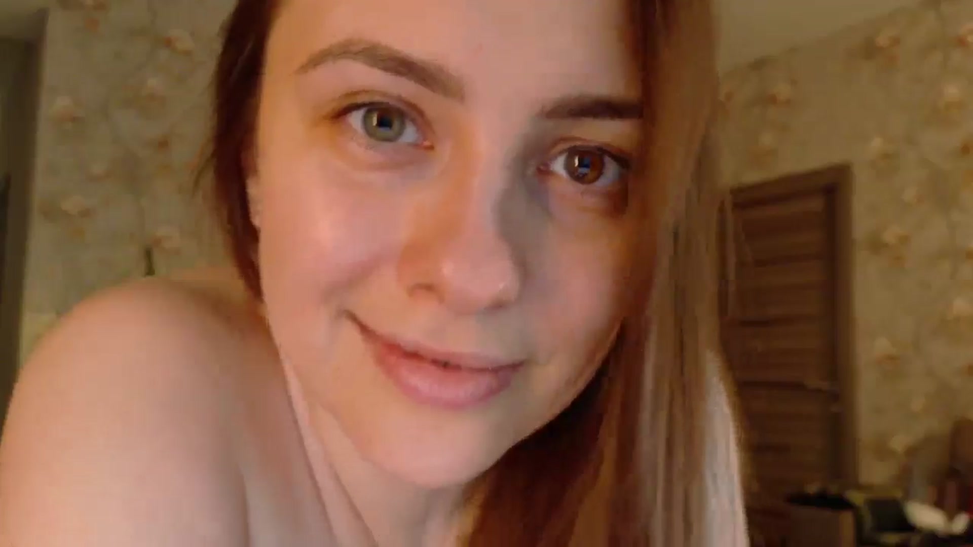 Gallery image thumbnail from QueenOfTease_'s myfreecams stream on, 12/20/2025, 06:53 image 14 of 20