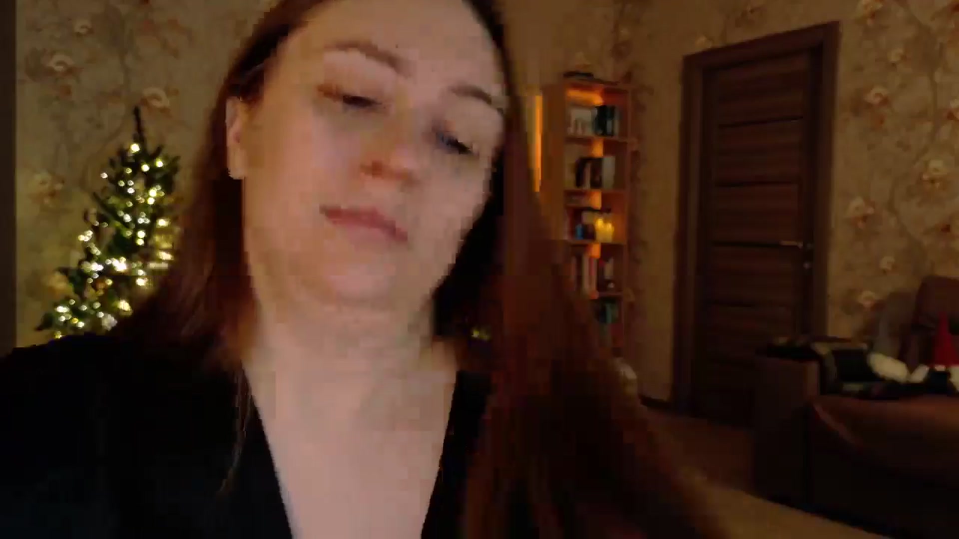 Gallery image thumbnail from QueenOfTease_'s myfreecams stream on, 12/20/2025, 06:53 image 8 of 20