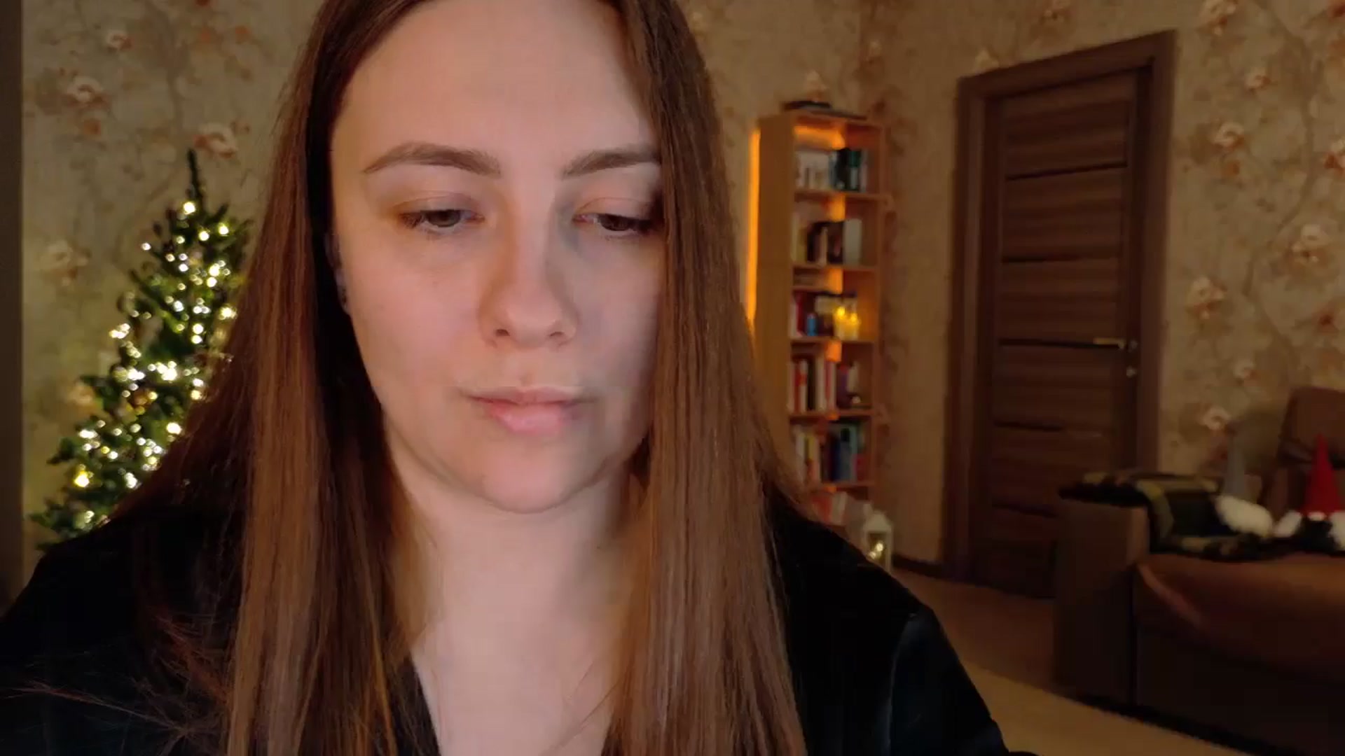 Gallery image thumbnail from QueenOfTease_'s myfreecams stream on, 12/20/2025, 06:53 image 10 of 20