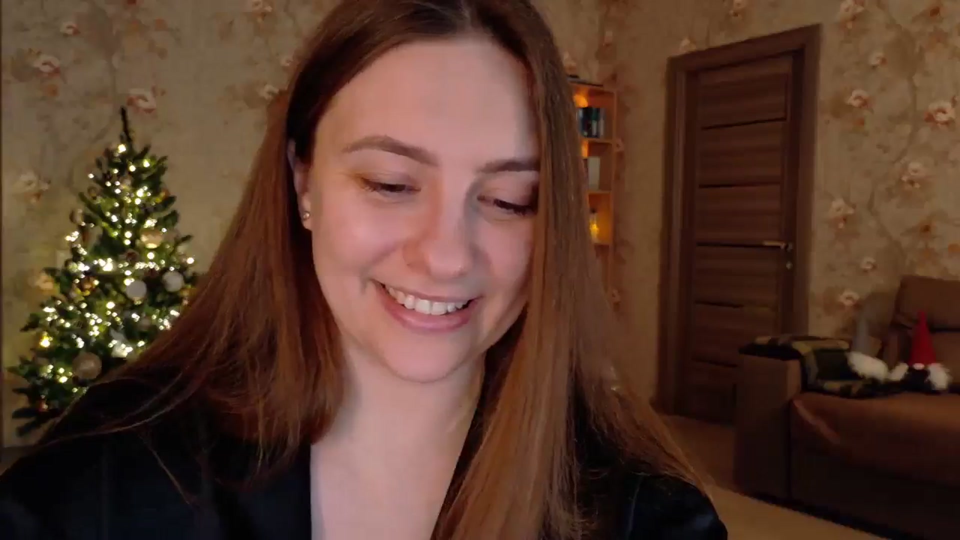 Gallery image thumbnail from QueenOfTease_'s myfreecams stream on, 12/20/2025, 06:53 image 6 of 20