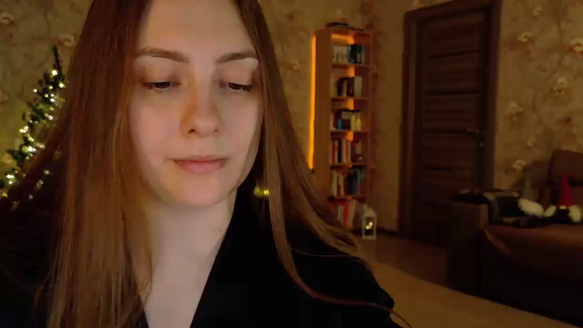 Gallery image thumbnail from QueenOfTease_'s myfreecams stream on, 12/20/2025, 08:20 image 1 of 20