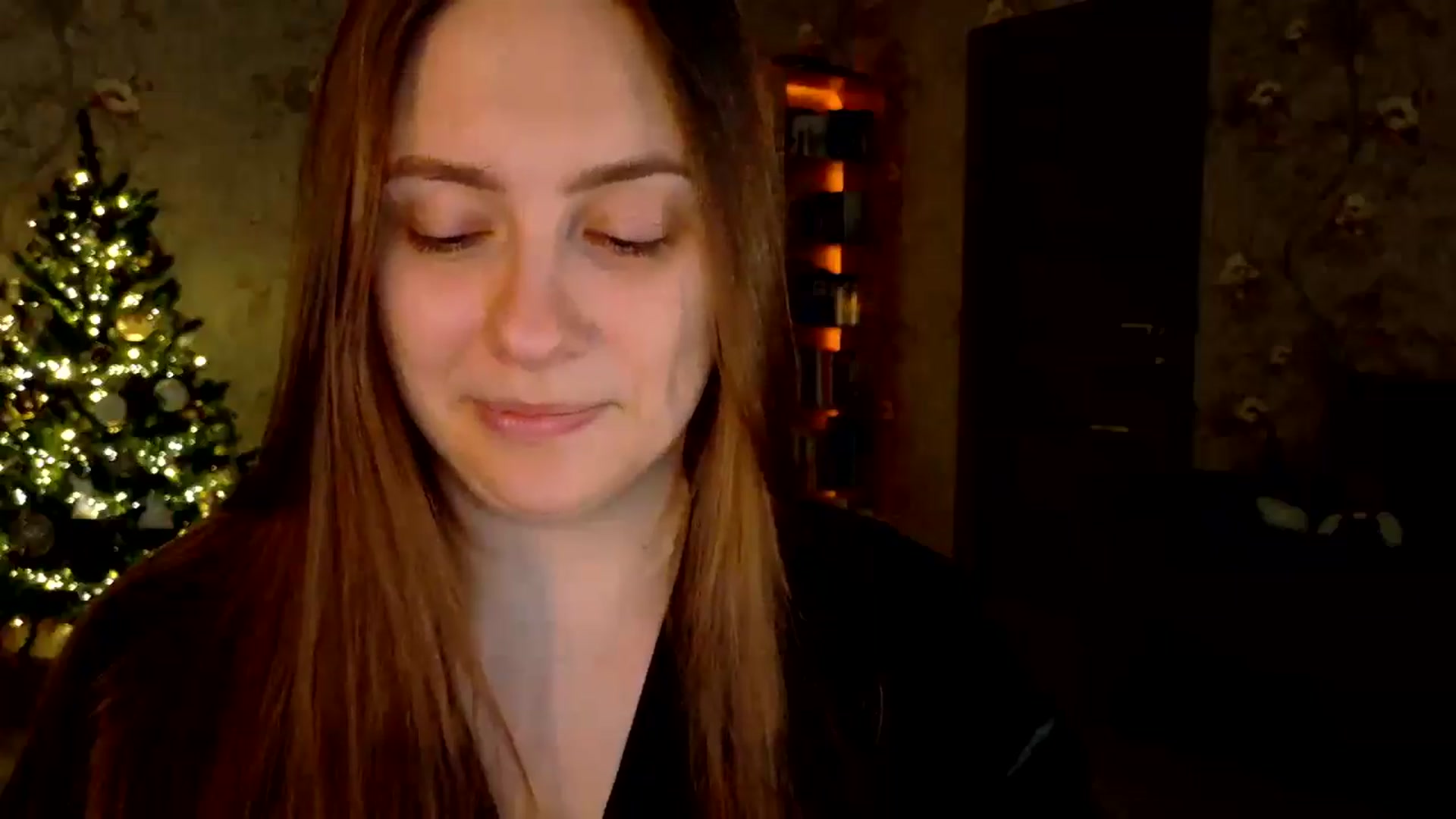 Gallery image thumbnail from QueenOfTease_'s myfreecams stream on, 12/20/2025, 08:20 image 18 of 20