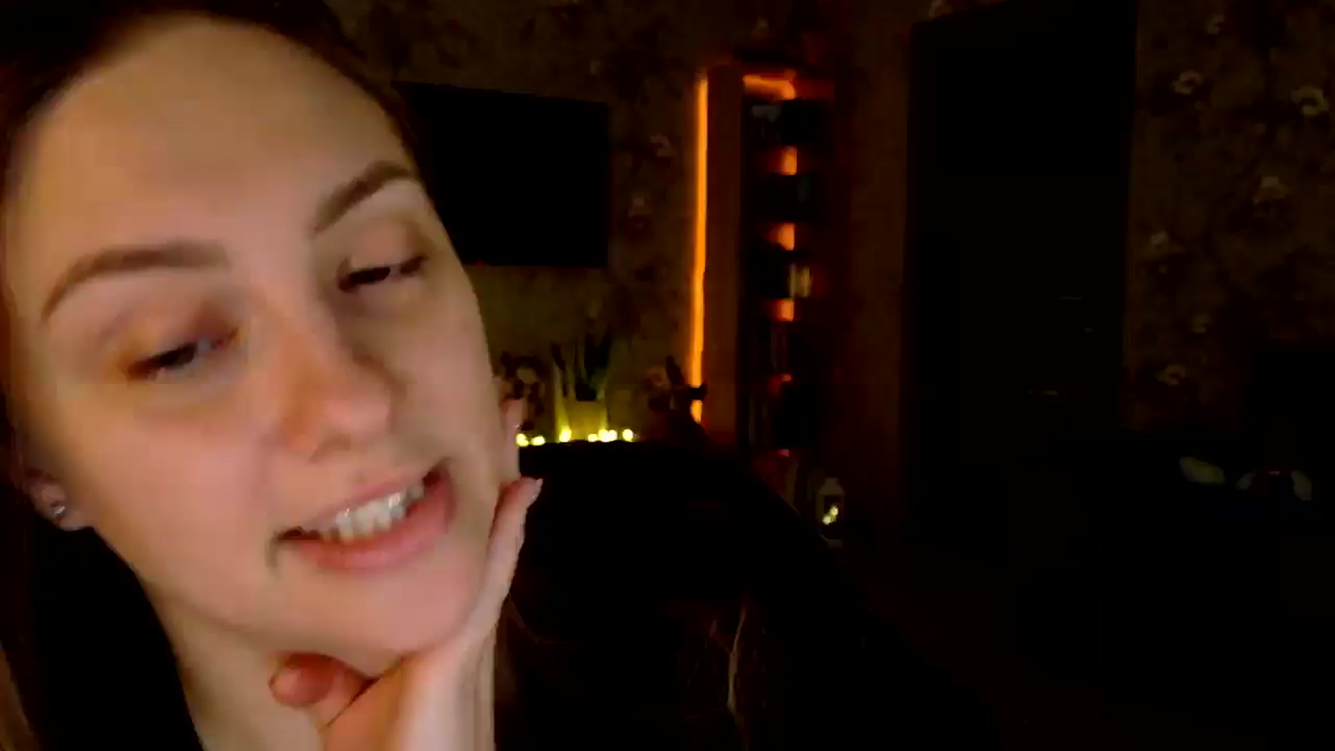 Gallery image thumbnail from QueenOfTease_'s myfreecams stream on, 12/20/2025, 08:20 image 16 of 20