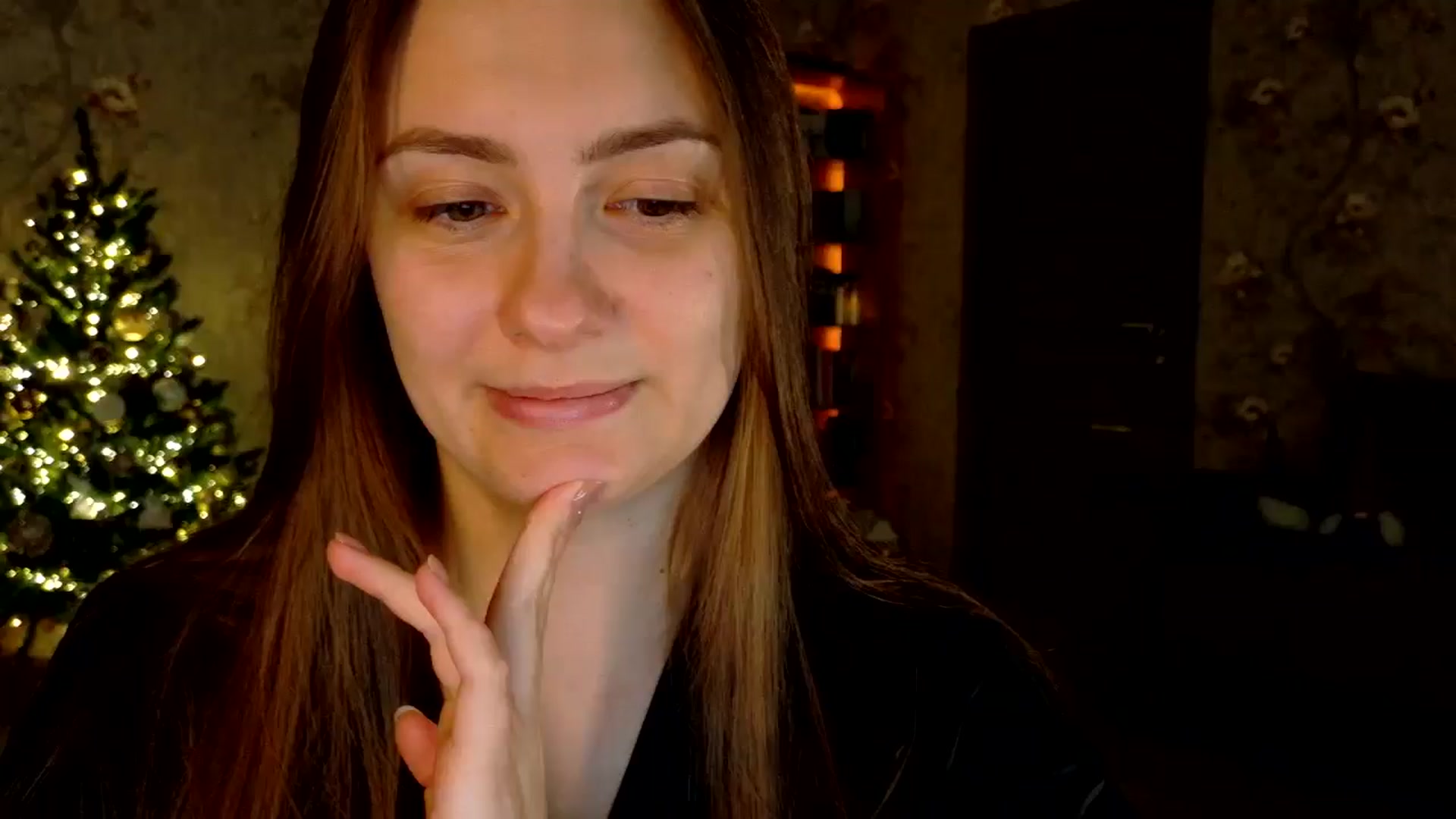 Gallery image thumbnail from QueenOfTease_'s myfreecams stream on, 12/20/2025, 08:20 image 19 of 20