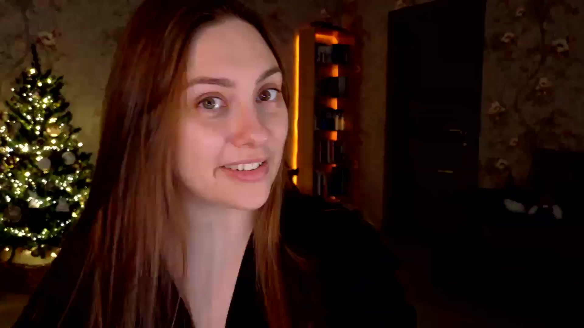 Gallery image thumbnail from QueenOfTease_'s myfreecams stream on, 12/20/2025, 08:20 image 17 of 20