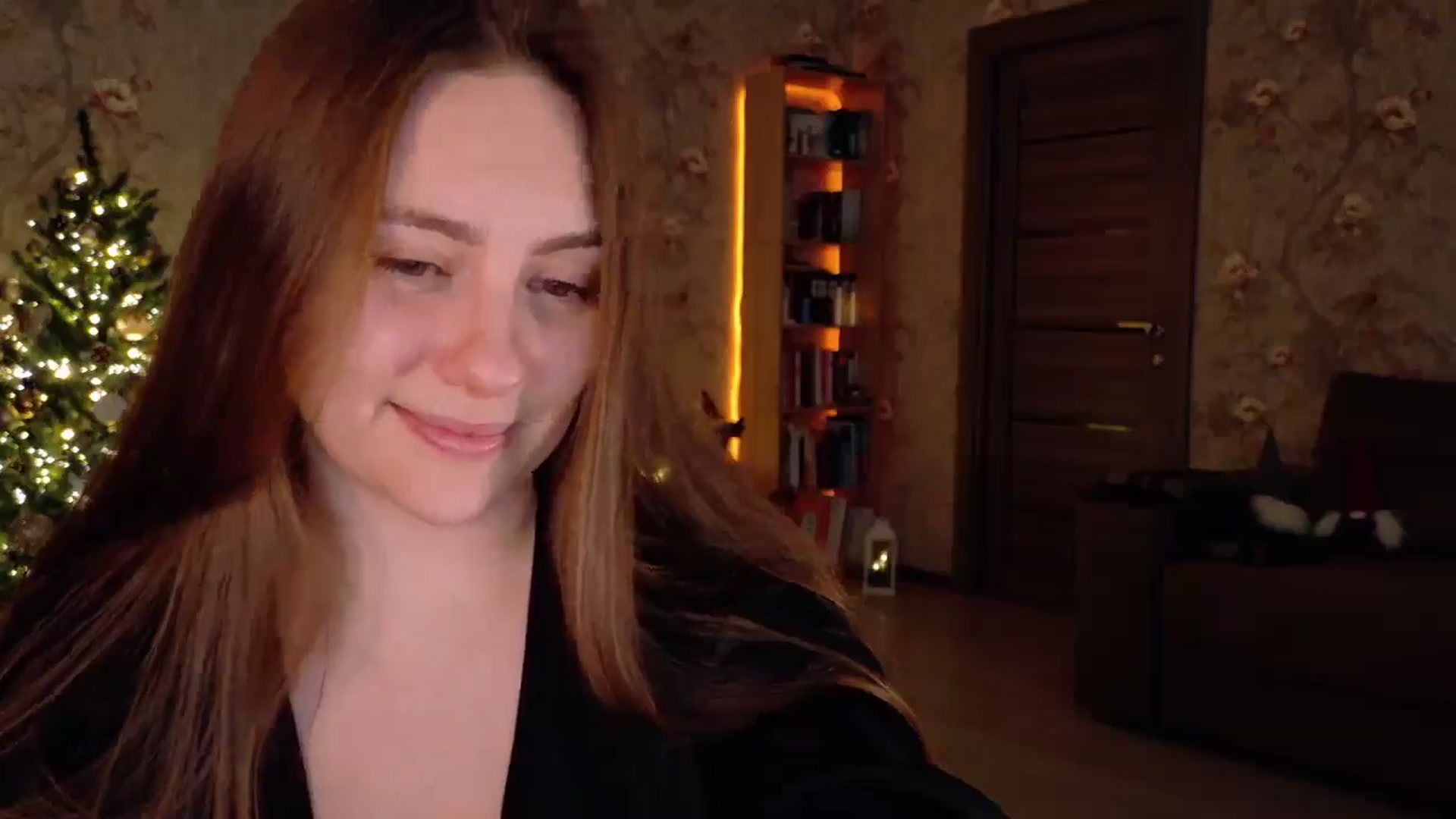 Gallery image thumbnail from QueenOfTease_'s myfreecams stream on, 12/20/2025, 09:02 image 6 of 20