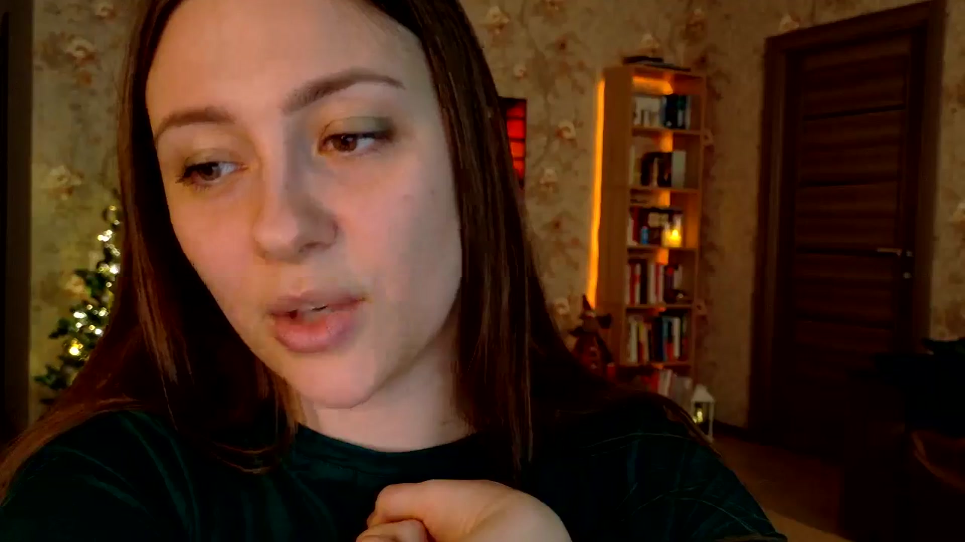 Gallery image thumbnail from QueenOfTease_'s myfreecams stream on, 12/24/2025, 07:04 image 19 of 20