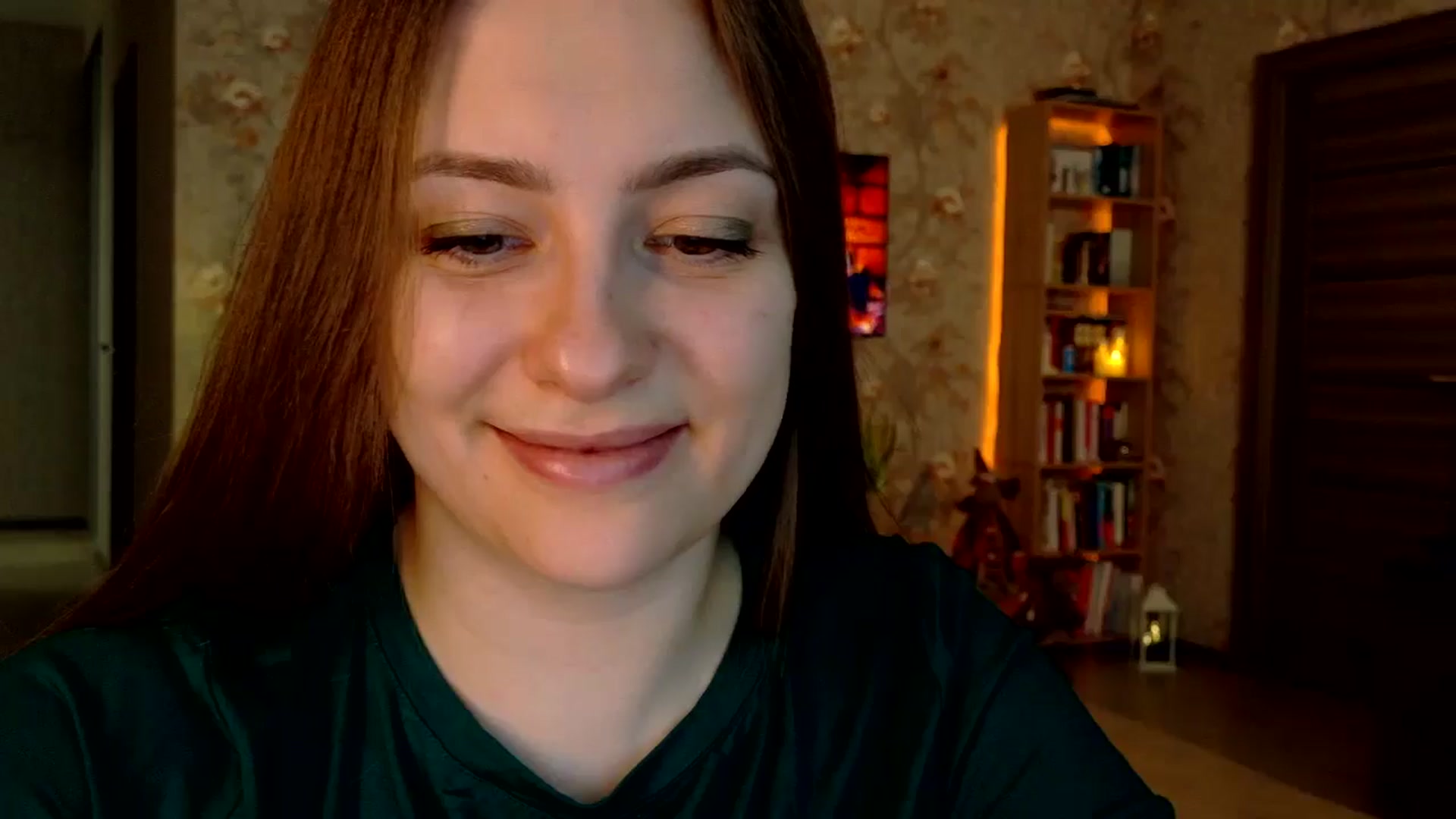 Gallery image thumbnail from QueenOfTease_'s myfreecams stream on, 12/24/2025, 07:04 image 3 of 20
