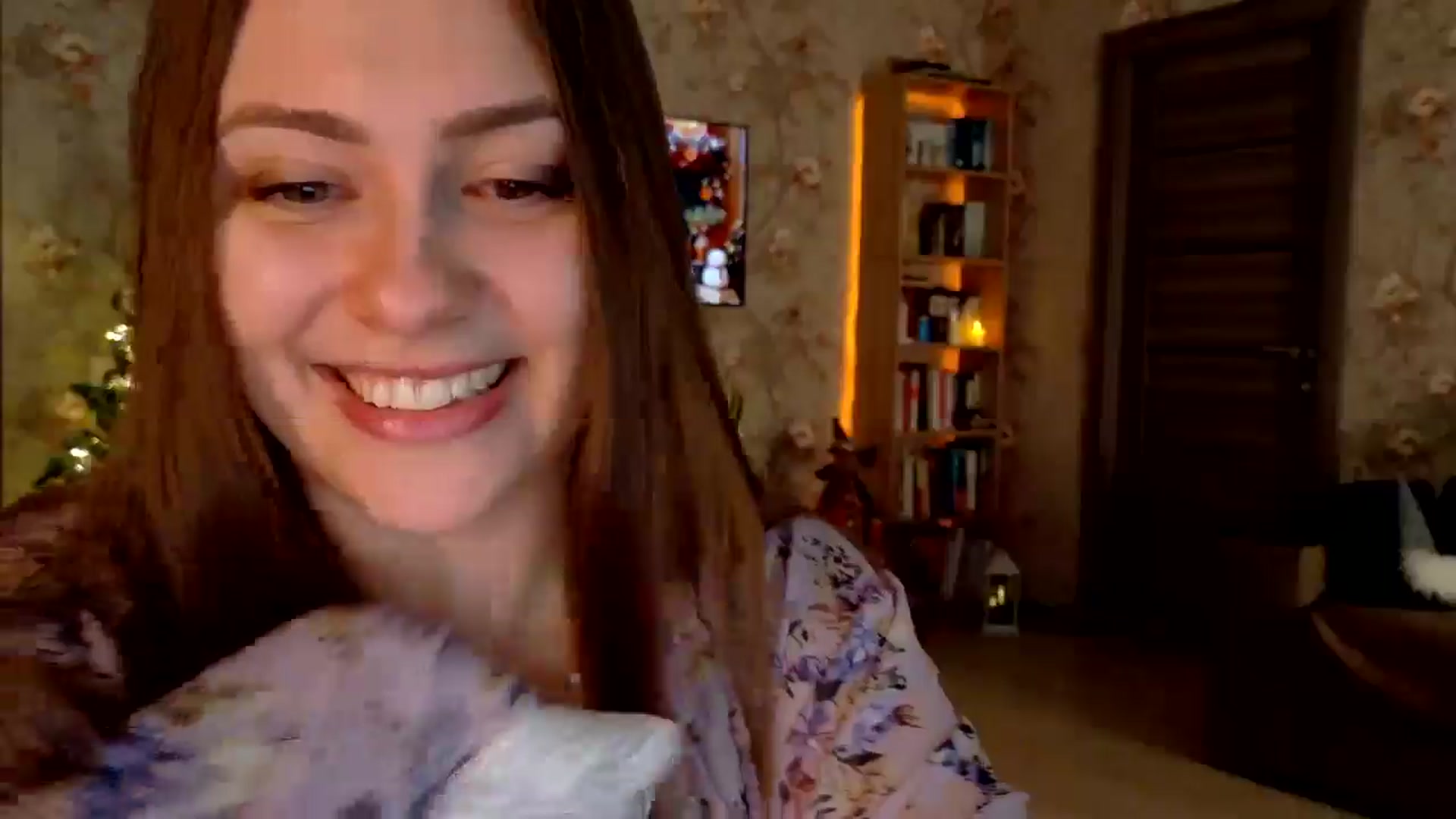 Gallery image thumbnail from QueenOfTease_'s myfreecams stream on, 12/25/2025, 07:14 image 6 of 20