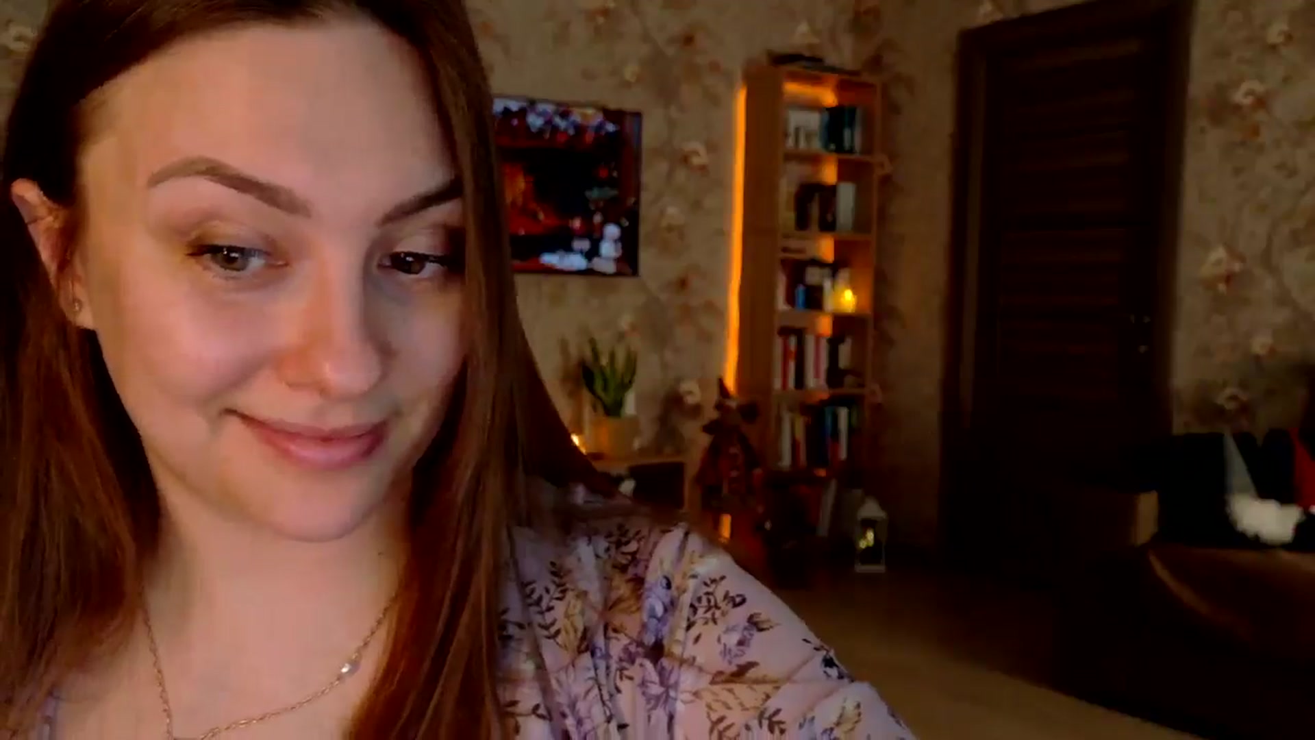 Gallery image thumbnail from QueenOfTease_'s myfreecams stream on, 12/25/2025, 07:14 image 12 of 20