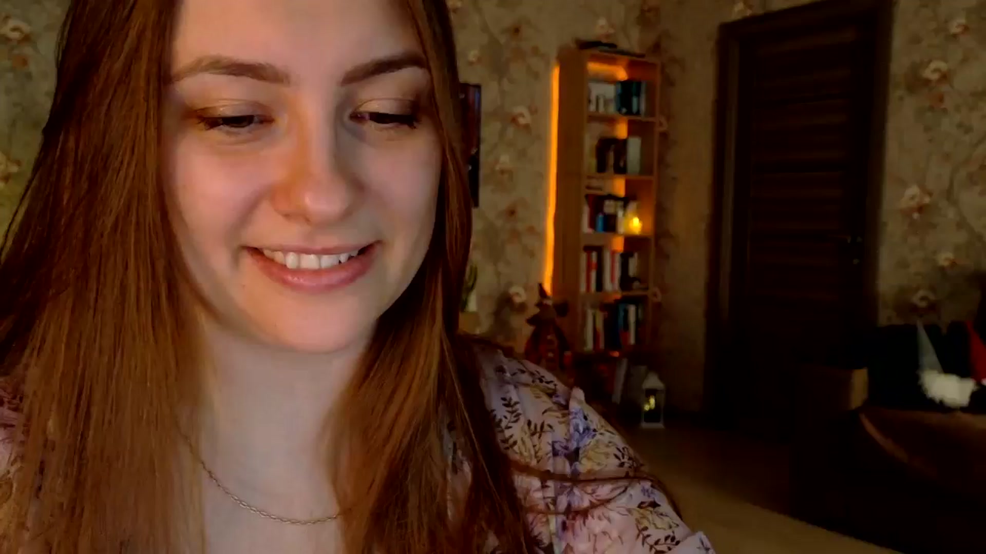 Gallery image thumbnail from QueenOfTease_'s myfreecams stream on, 12/25/2025, 07:14 image 9 of 20