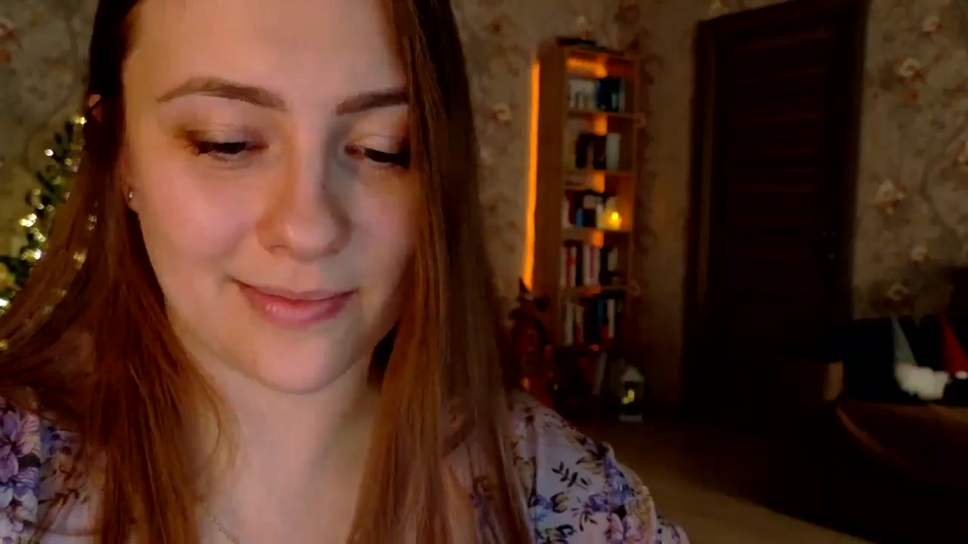Gallery image thumbnail from QueenOfTease_'s myfreecams stream on, 12/25/2025, 07:14 image 14 of 20