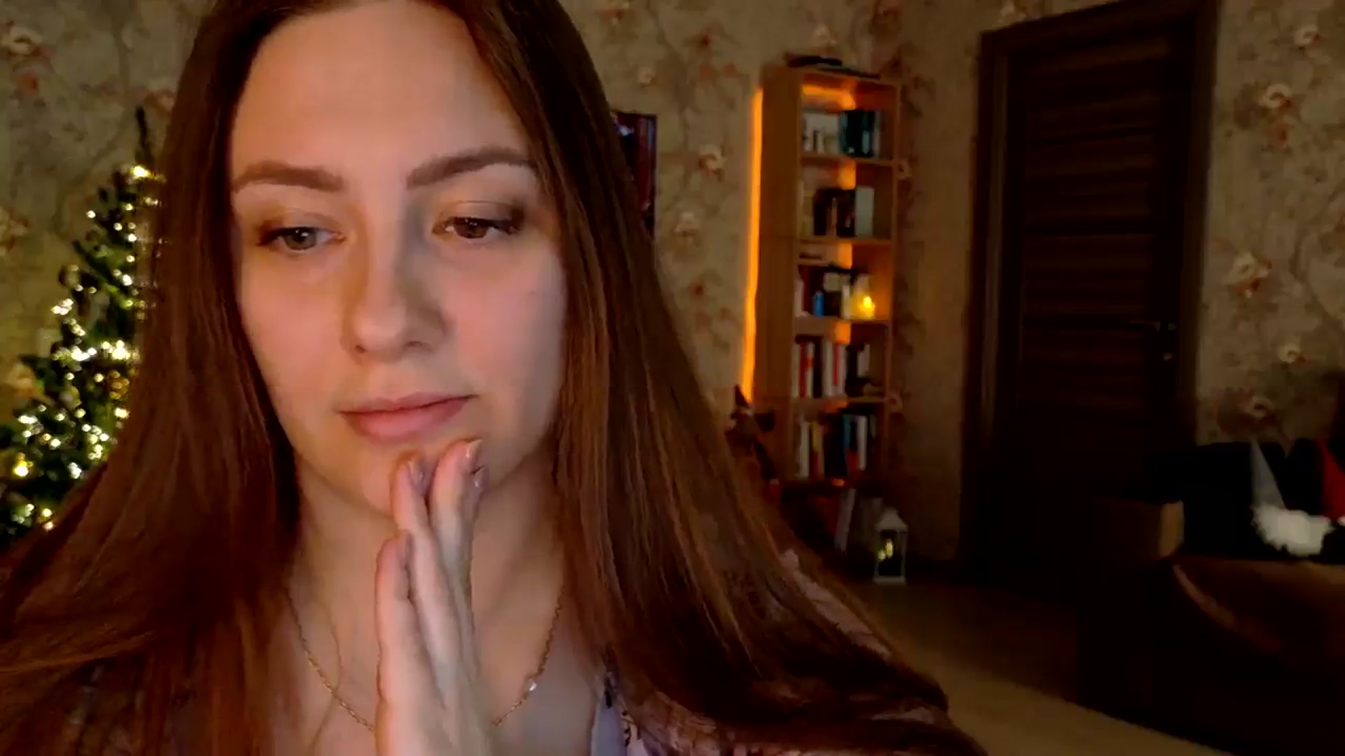 Gallery image thumbnail from QueenOfTease_'s myfreecams stream on, 12/25/2025, 07:14 image 10 of 20