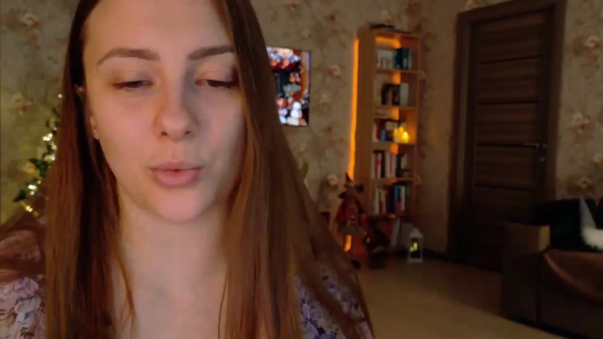 Gallery image thumbnail from QueenOfTease_'s myfreecams stream on, 12/25/2025, 07:14 image 2 of 20