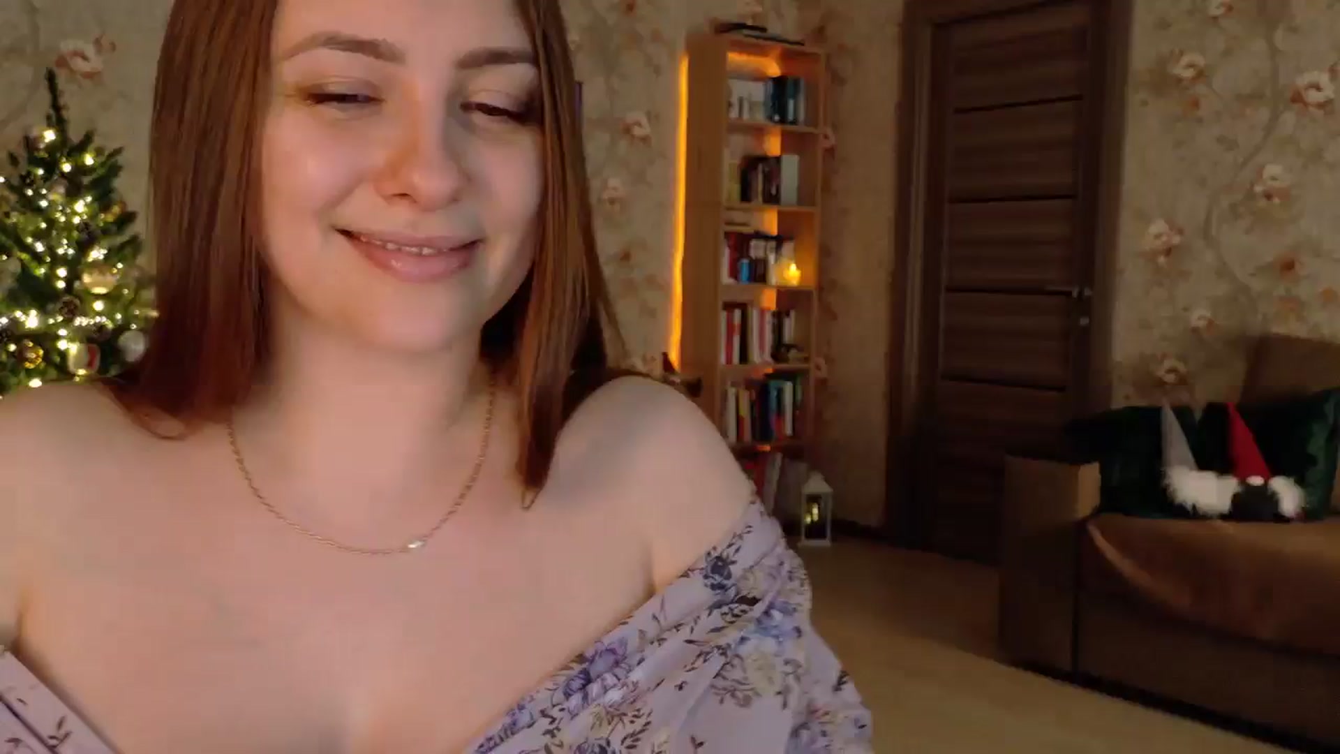 Gallery image thumbnail from QueenOfTease_'s myfreecams stream on, 12/25/2025, 08:15 image 1 of 20