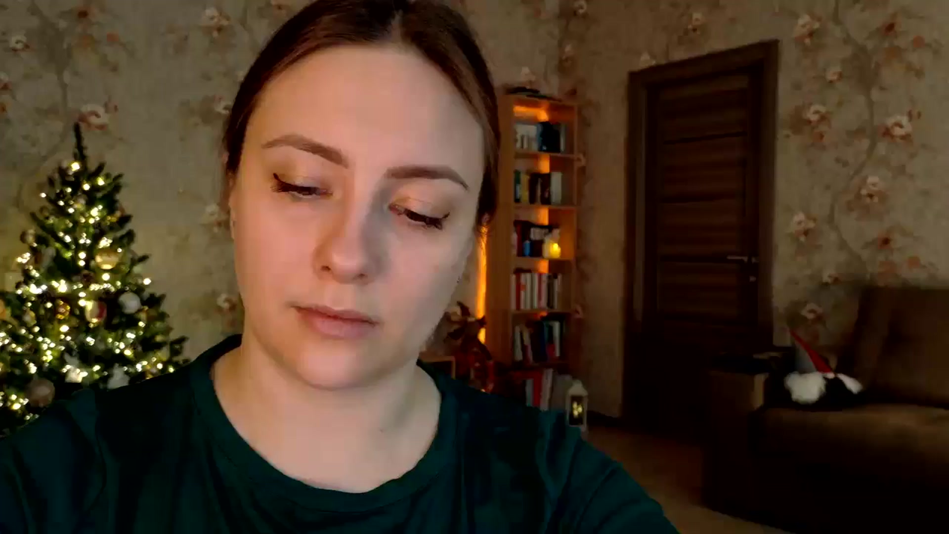 Gallery image thumbnail from QueenOfTease_'s myfreecams stream on, 12/28/2025, 06:33 image 10 of 20