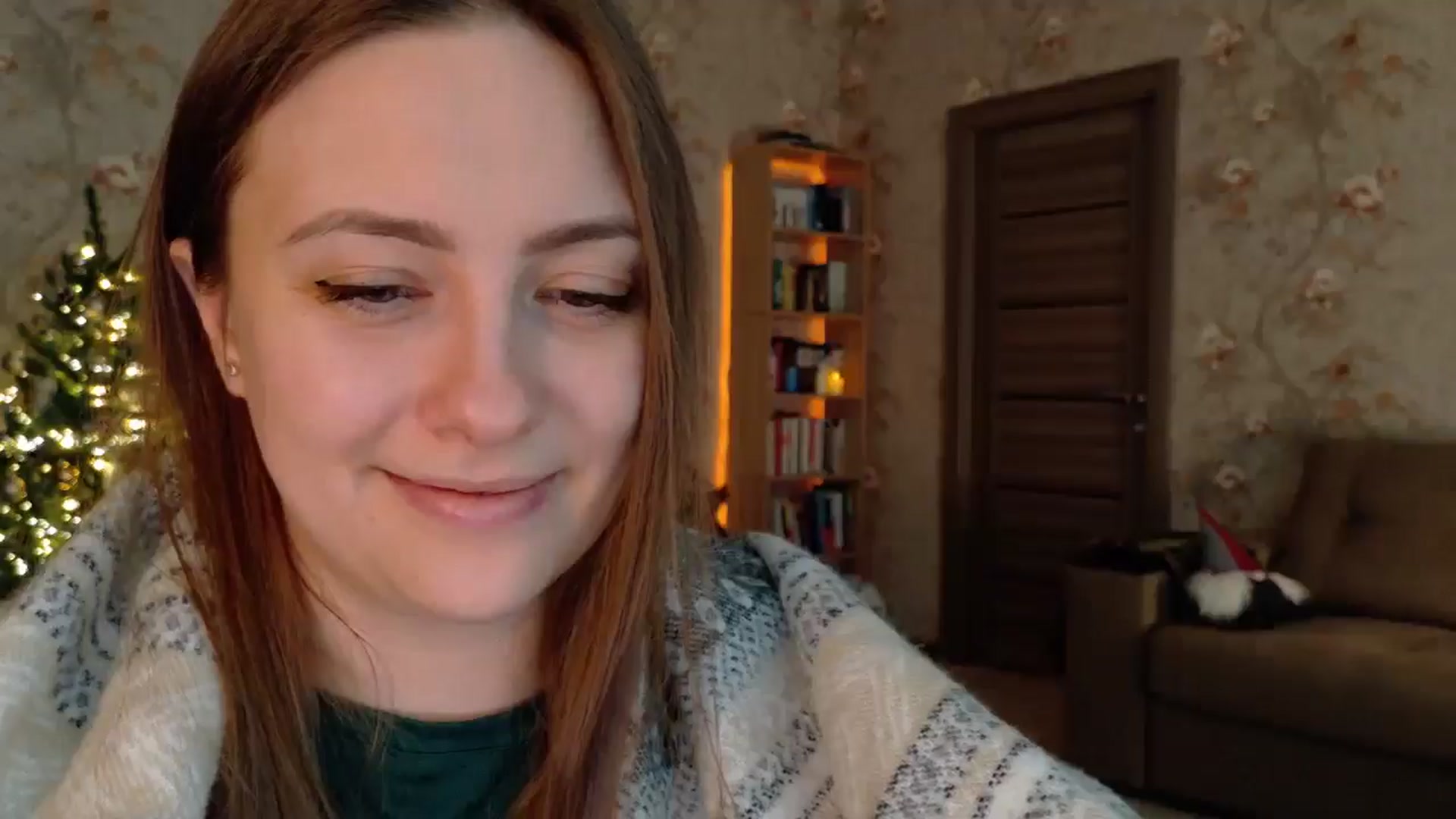 Gallery image thumbnail from QueenOfTease_'s myfreecams stream on, 12/28/2025, 07:13 image 18 of 20