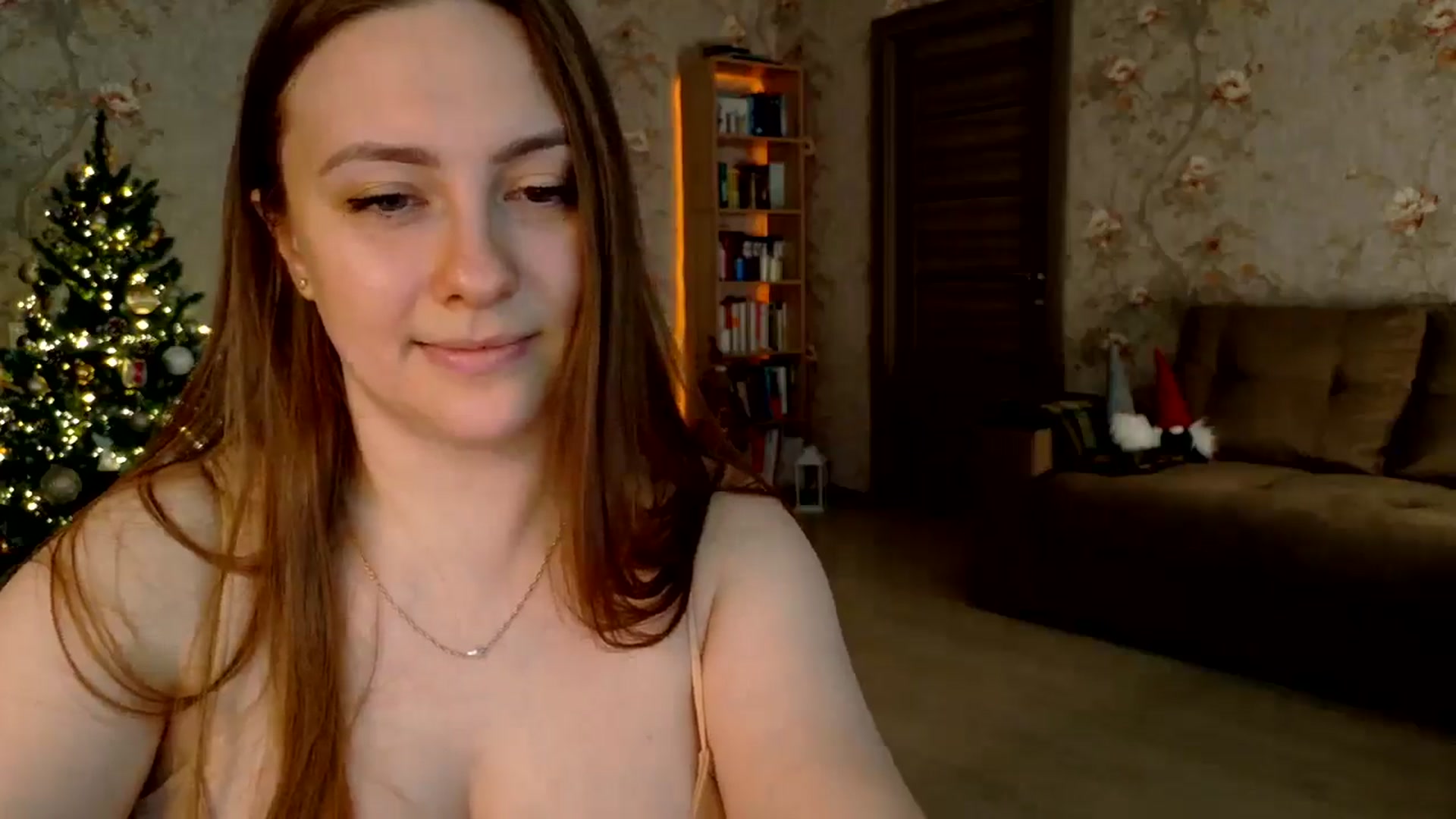 Gallery image thumbnail from QueenOfTease_'s myfreecams stream on, 01/01/2026, 08:00 image 16 of 20