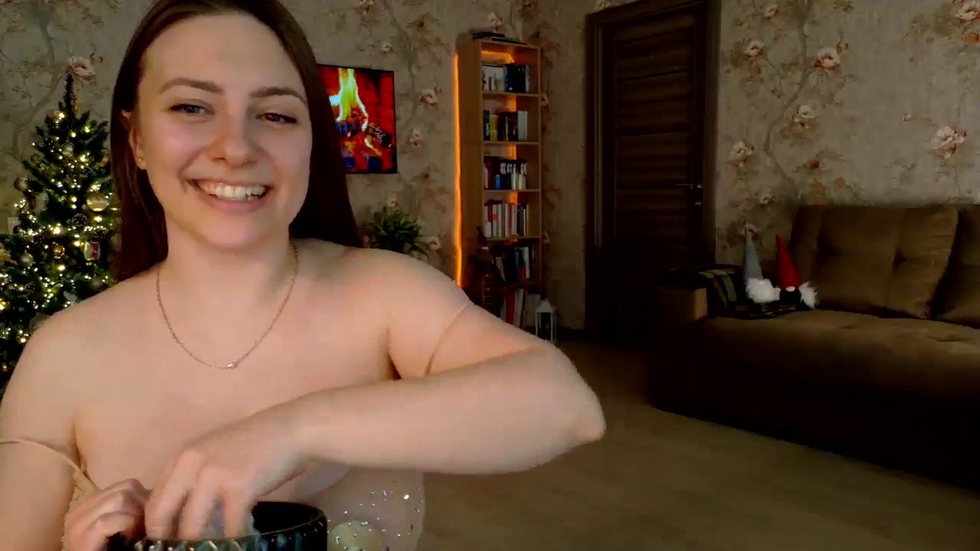 Gallery image thumbnail from QueenOfTease_'s myfreecams stream on, 01/01/2026, 08:00 image 7 of 20