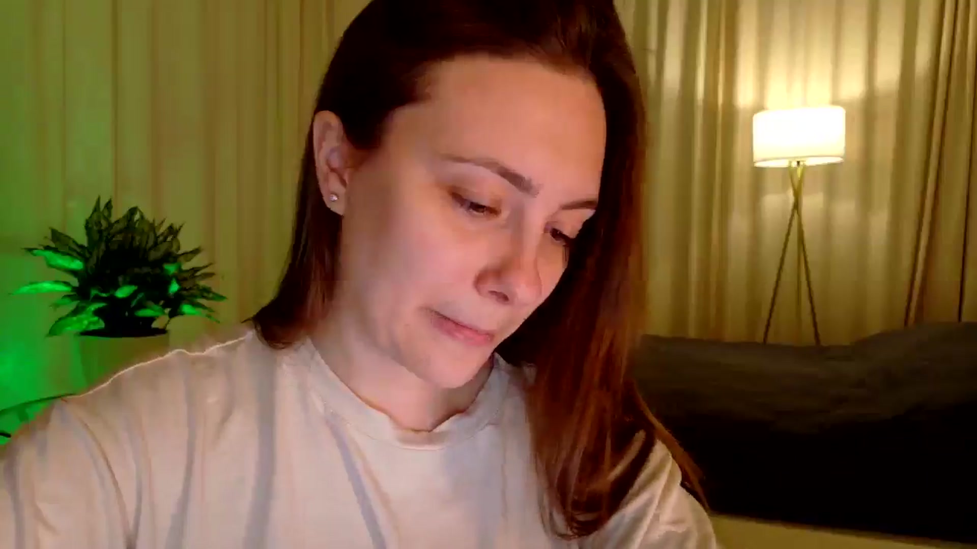 Gallery image thumbnail from QueenOfTease_'s myfreecams stream on, 01/07/2026, 06:17 image 9 of 20
