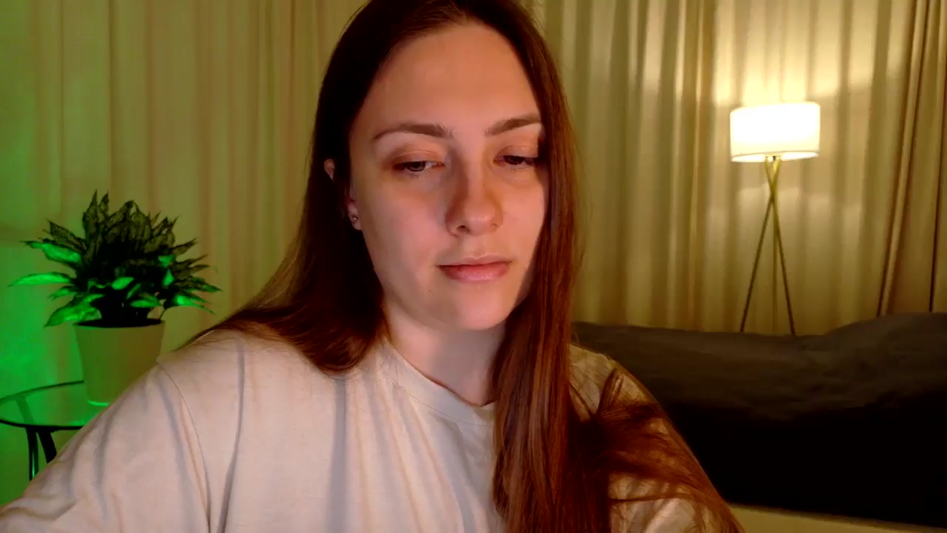 Gallery image thumbnail from QueenOfTease_'s myfreecams stream on, 01/07/2026, 06:17 image 4 of 20