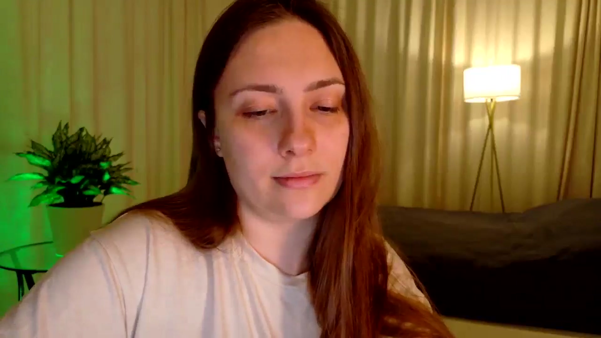 Gallery image thumbnail from QueenOfTease_'s myfreecams stream on, 01/07/2026, 06:17 image 7 of 20