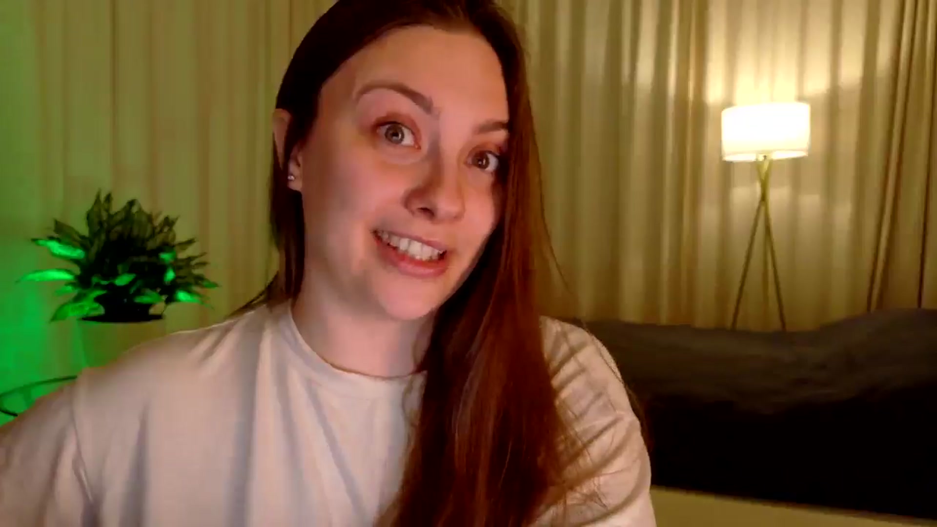 Gallery image thumbnail from QueenOfTease_'s myfreecams stream on, 01/07/2026, 06:49 image 13 of 20