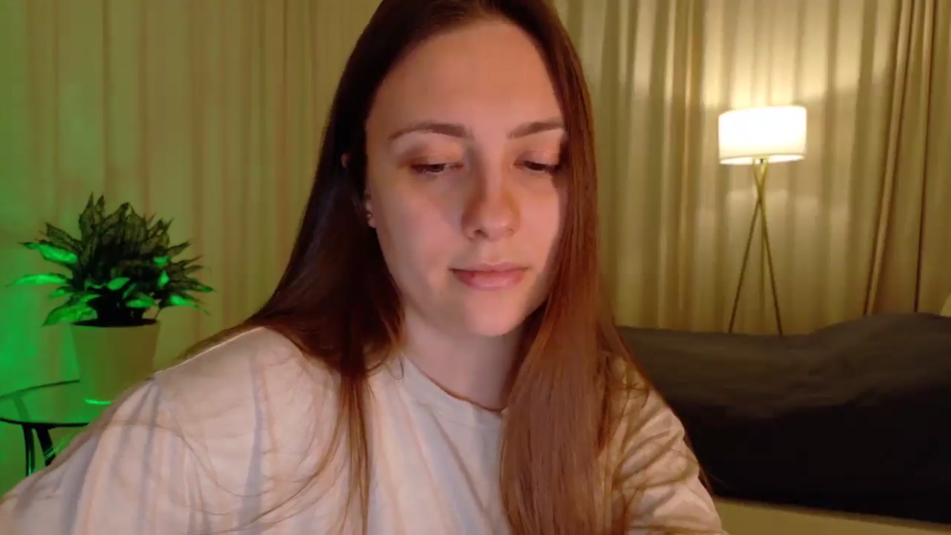 Gallery image thumbnail from QueenOfTease_'s myfreecams stream on, 01/07/2026, 06:49 image 6 of 20