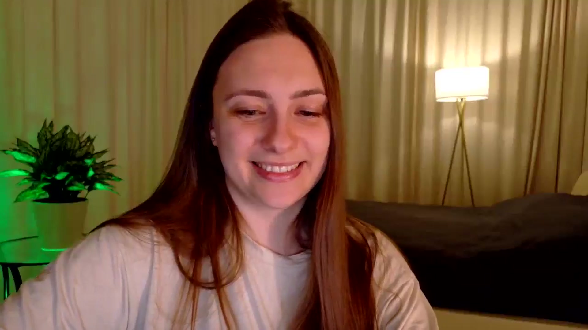 Gallery image thumbnail from QueenOfTease_'s myfreecams stream on, 01/07/2026, 06:49 image 18 of 20