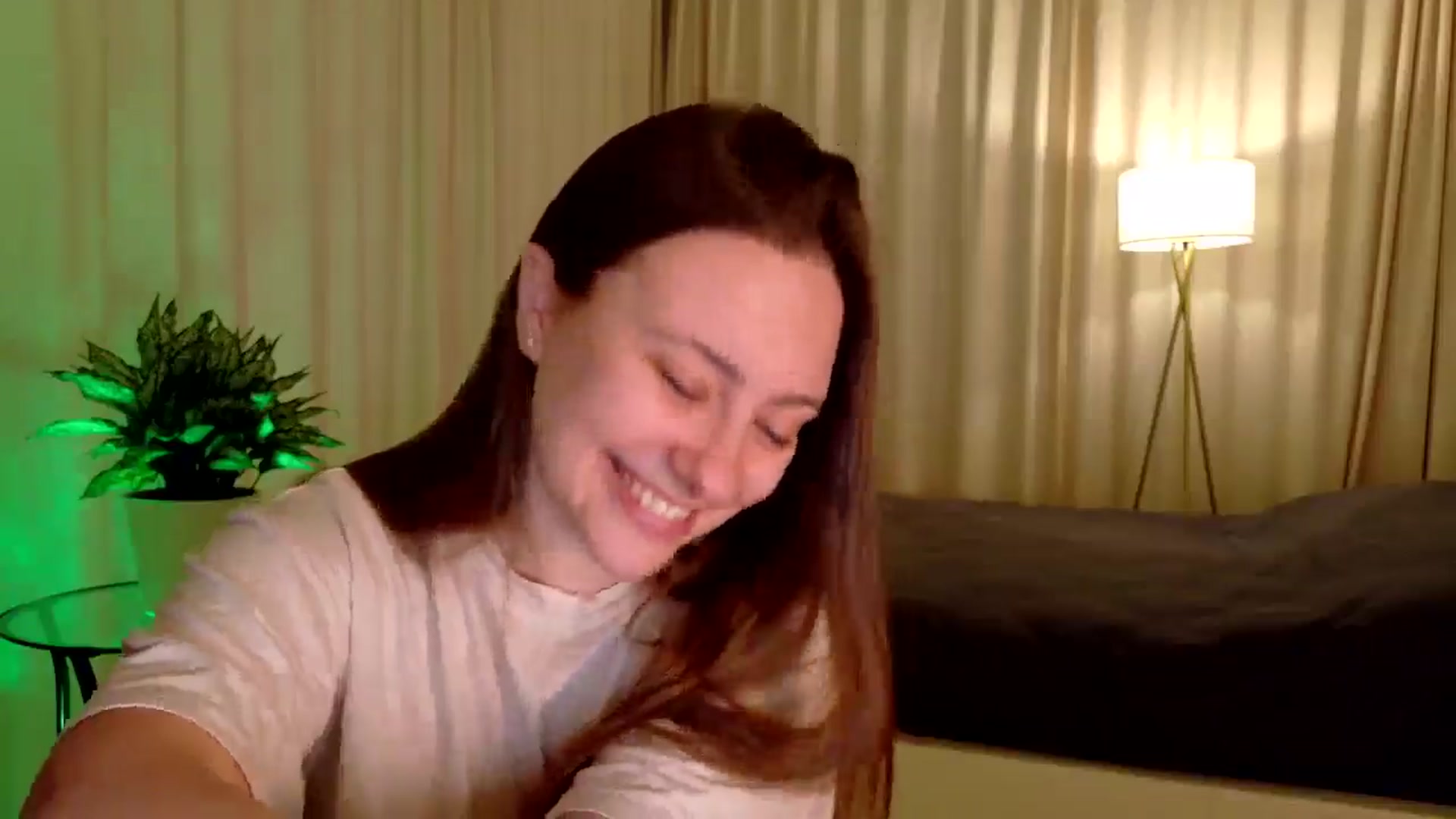 Gallery image thumbnail from QueenOfTease_'s myfreecams stream on, 01/07/2026, 06:49 image 10 of 20