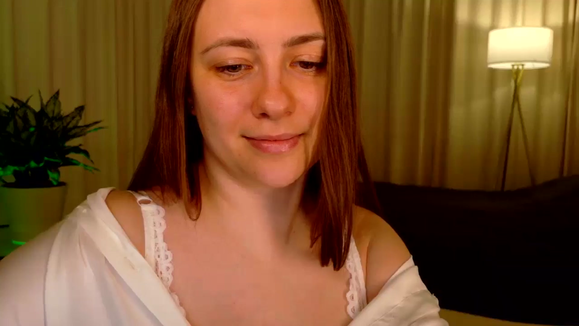 Gallery image thumbnail from QueenOfTease_'s myfreecams stream on, 01/10/2026, 06:41 image 14 of 20